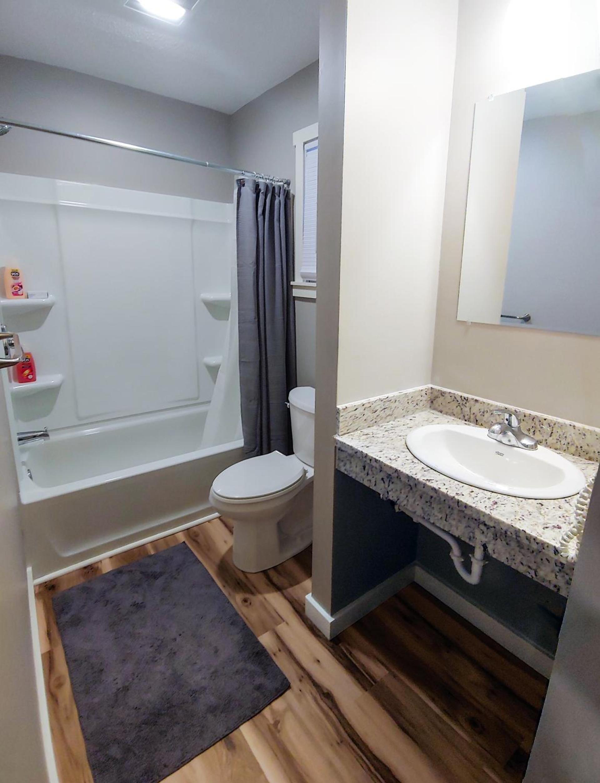 Vermont Suites photo 6