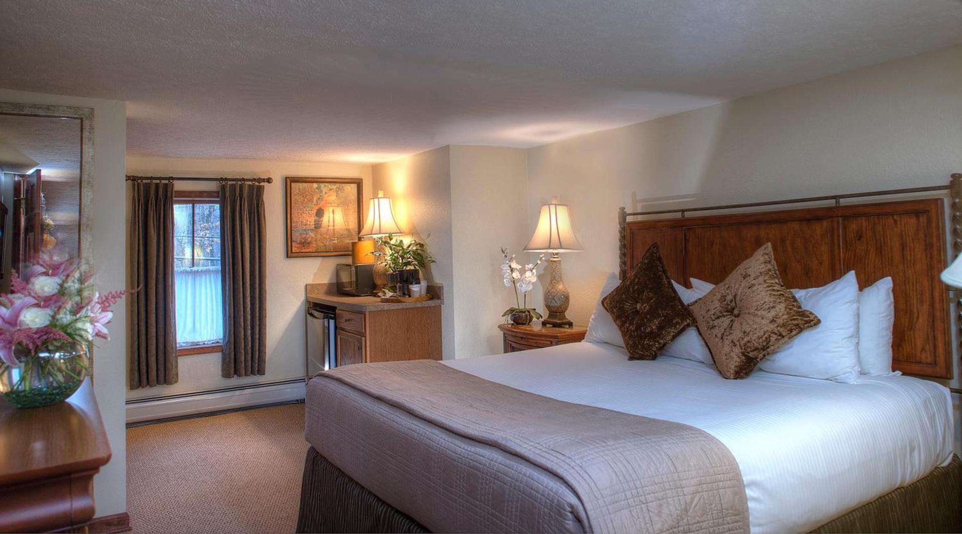 Woodfield Manor - A Sundance Vacations Property photo 43
