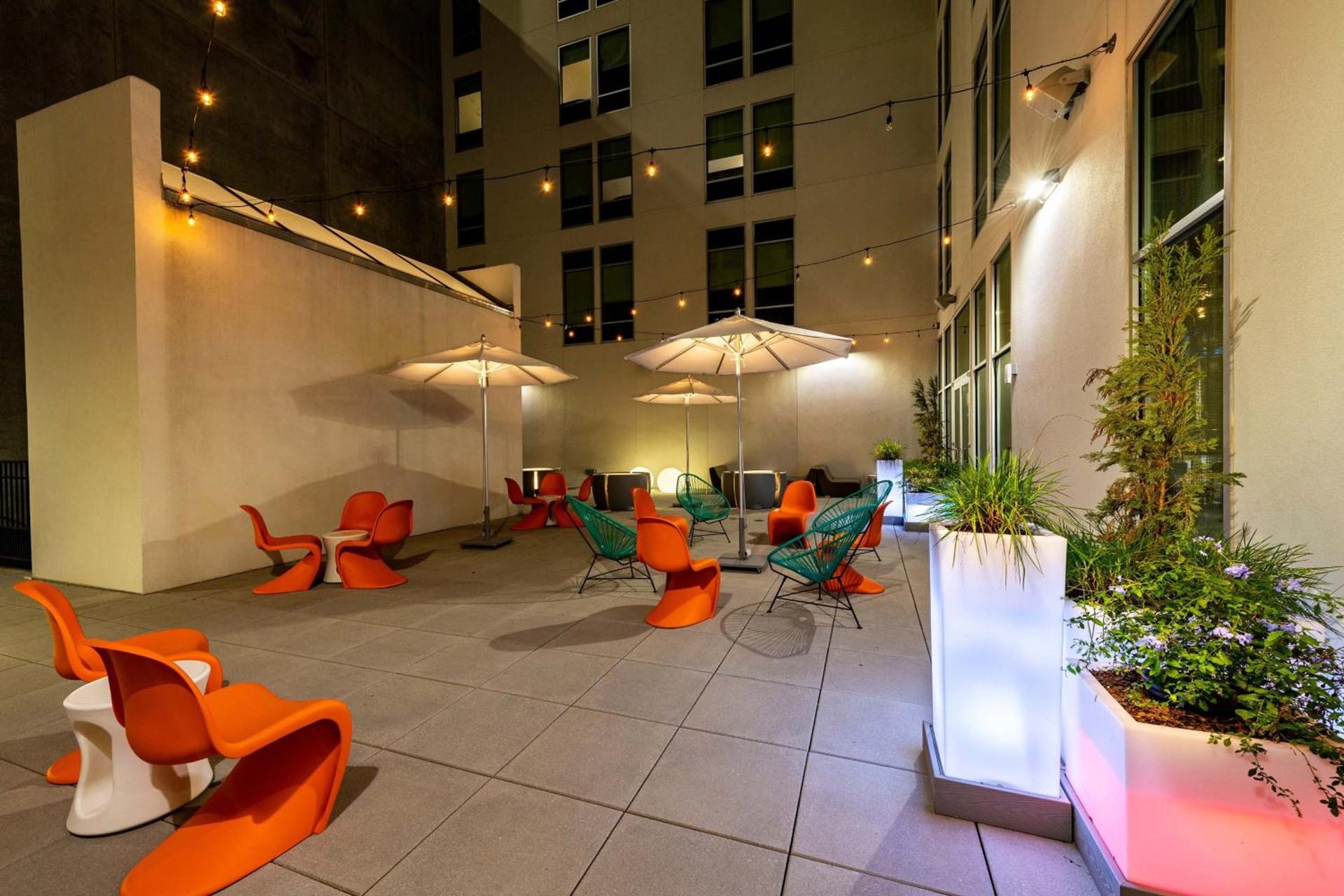 Aloft by Marriott Savannah Downtown Historic District photo 5