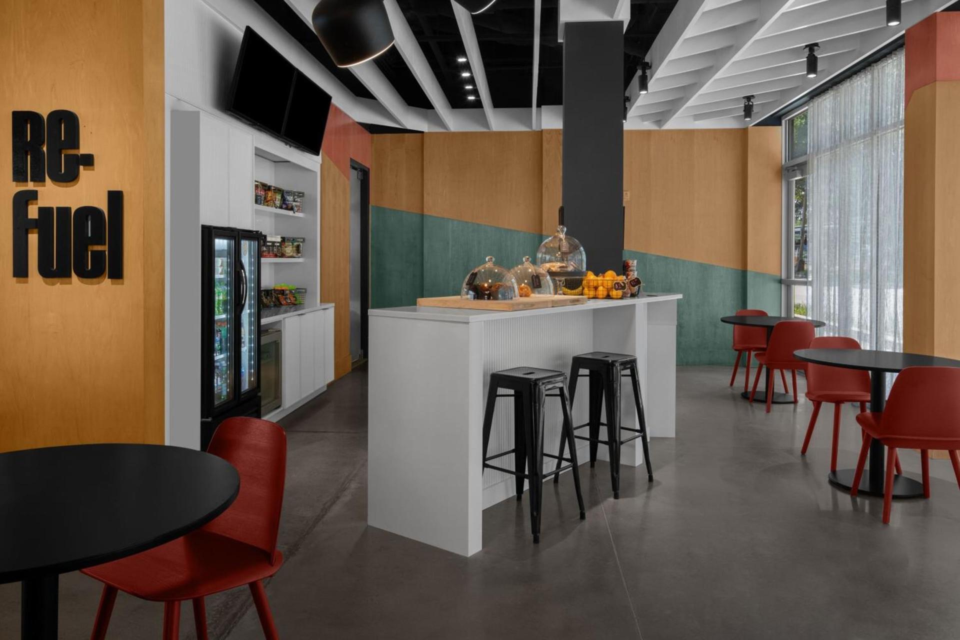 Aloft by Marriott Savannah Downtown Historic District photo 8