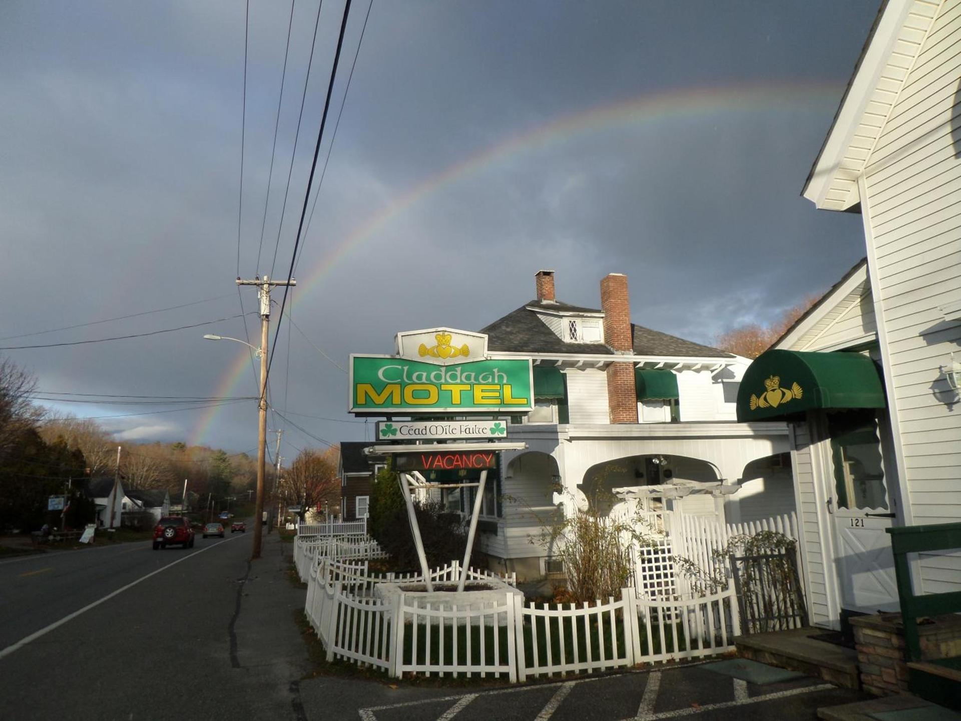 Claddagh Motel & Suites photo 2