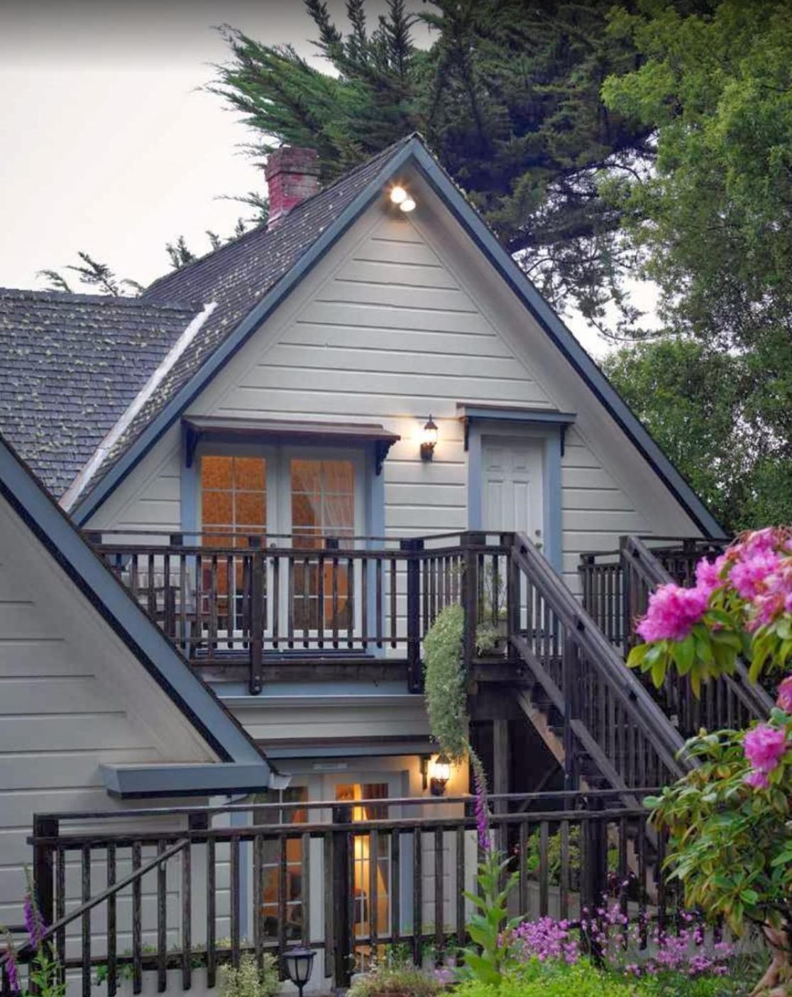 Dennen's Victorian Farmhouse photo 26