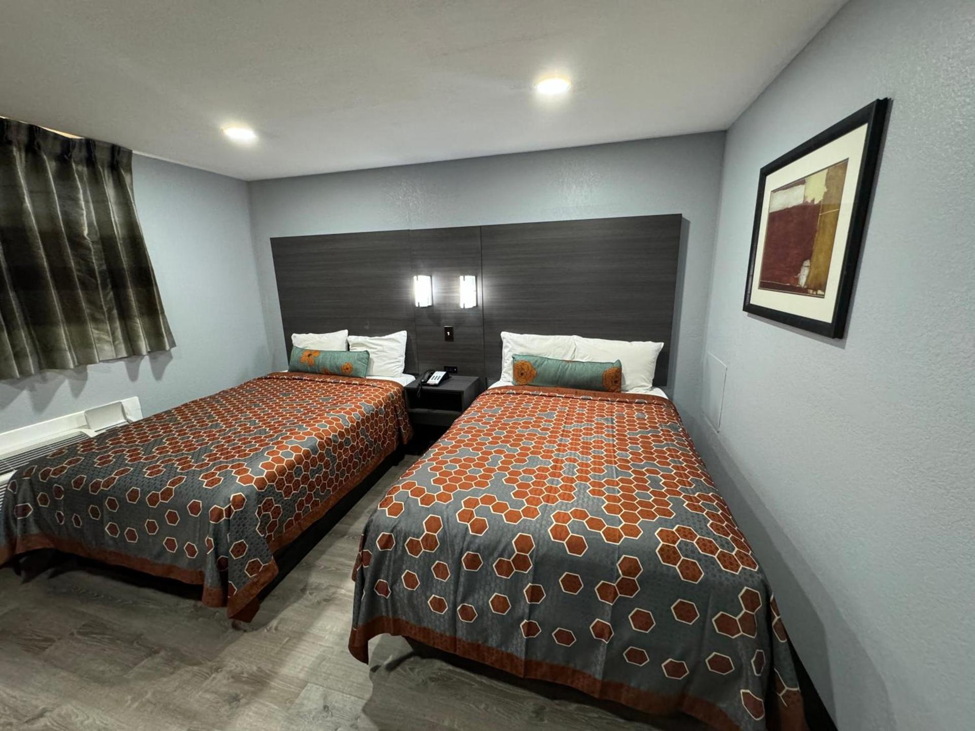 America's Value Inn photo 12