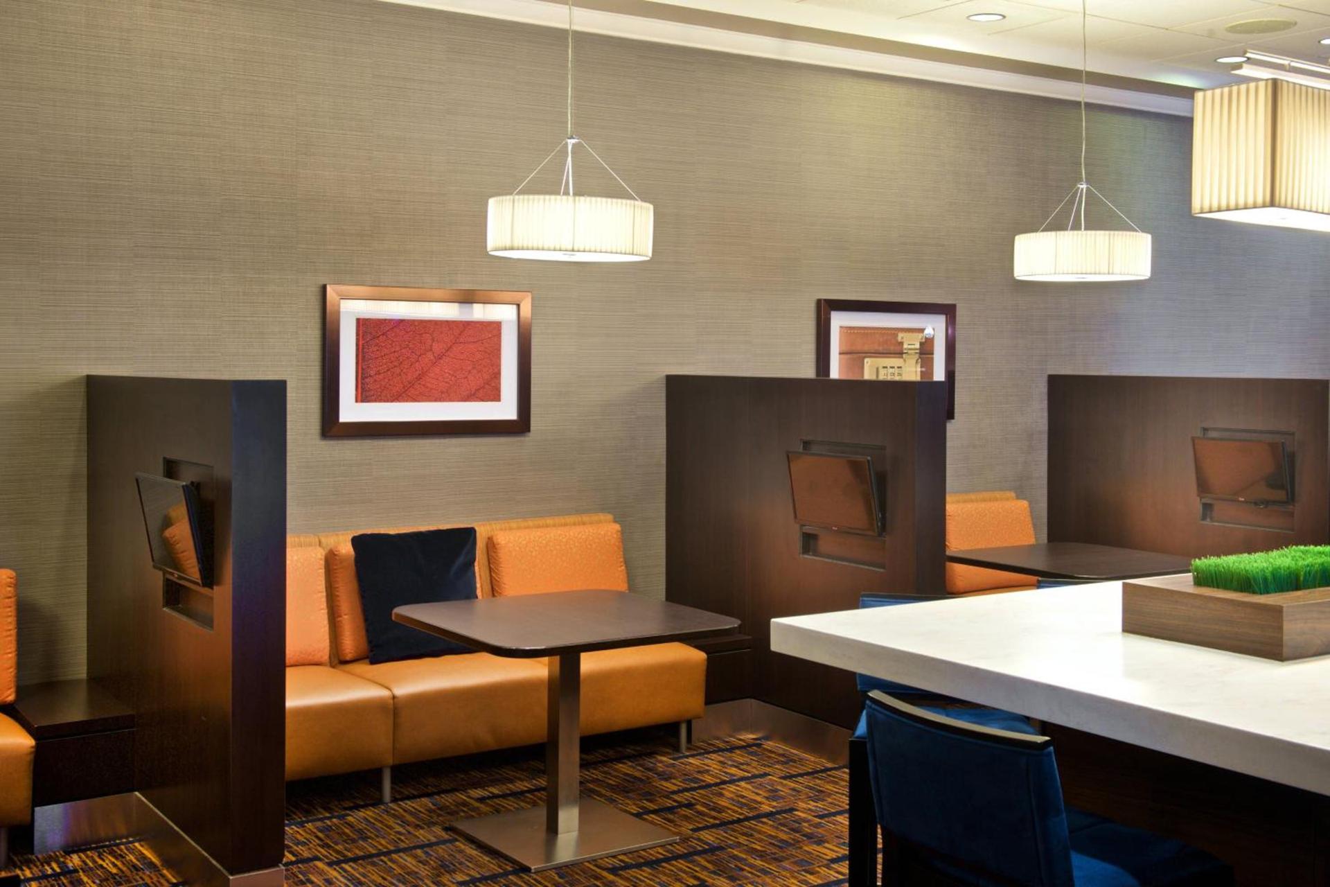 Courtyard by Marriott Boston Billerica Bedford photo 18