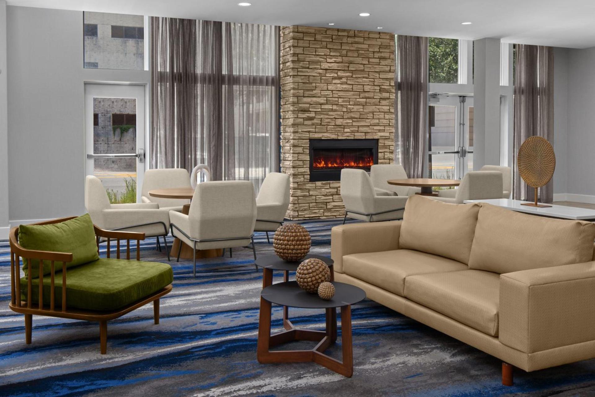 Fairfield Inn & Suites by Marriott Savannah Downtown Historic District photo 7