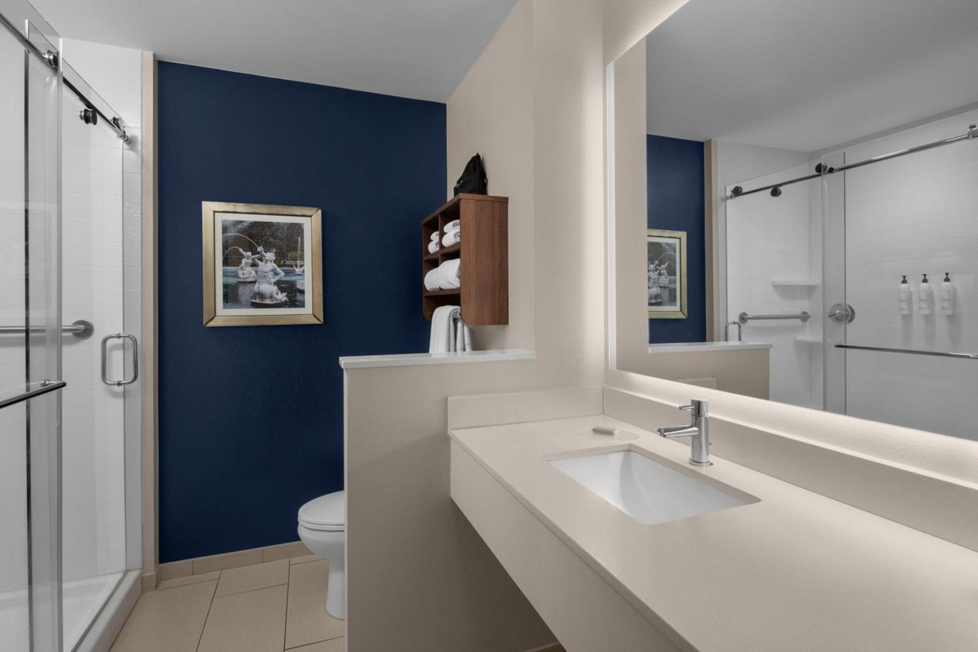 Fairfield Inn & Suites by Marriott Savannah Downtown Historic District photo 12