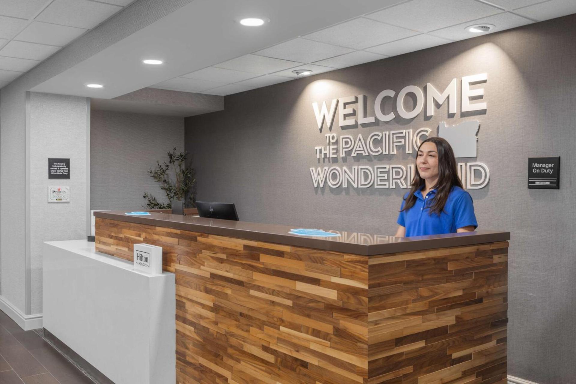 Hampton Inn Pendleton photo 2