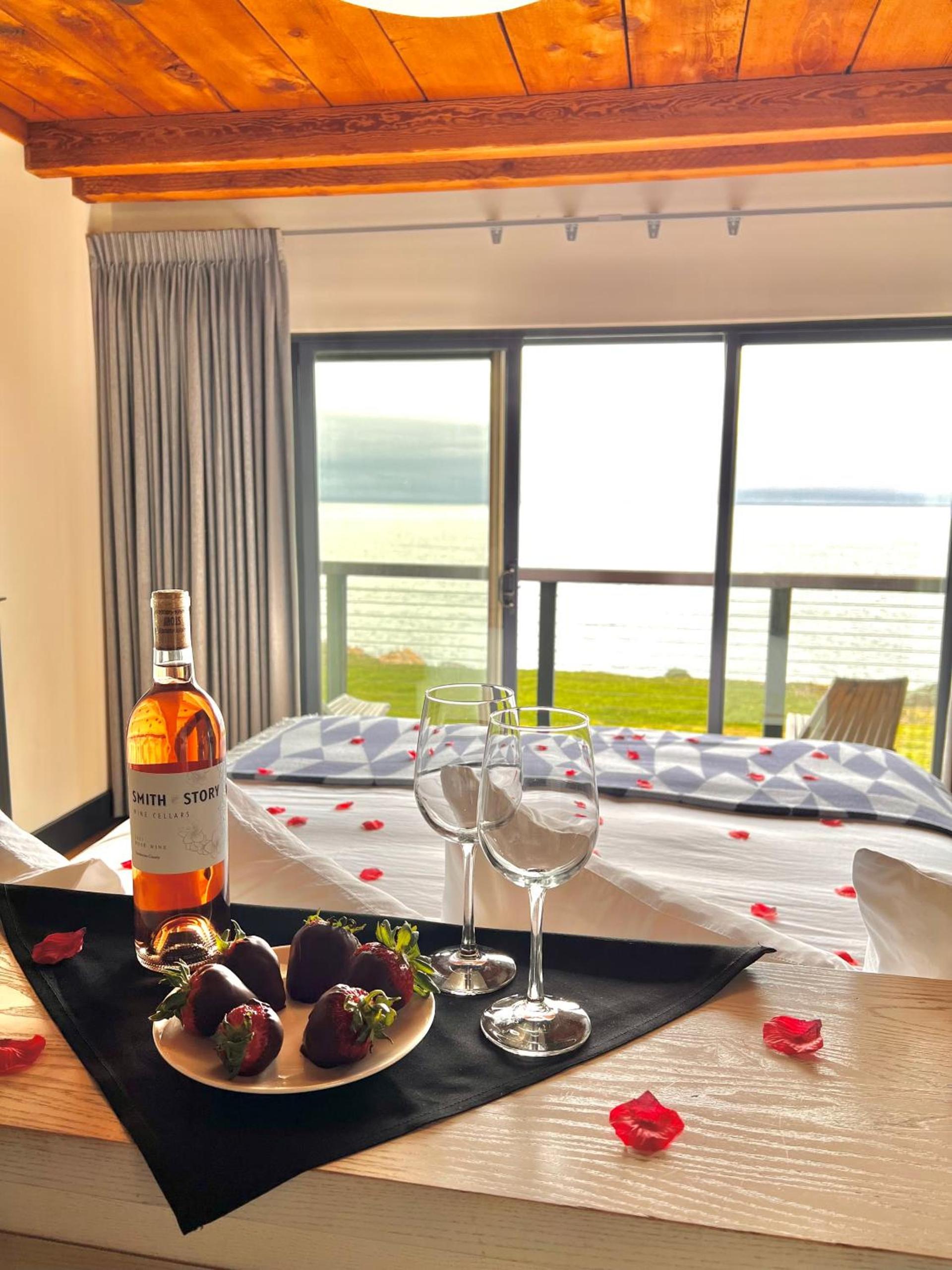 Timber Cove Resort photo 40