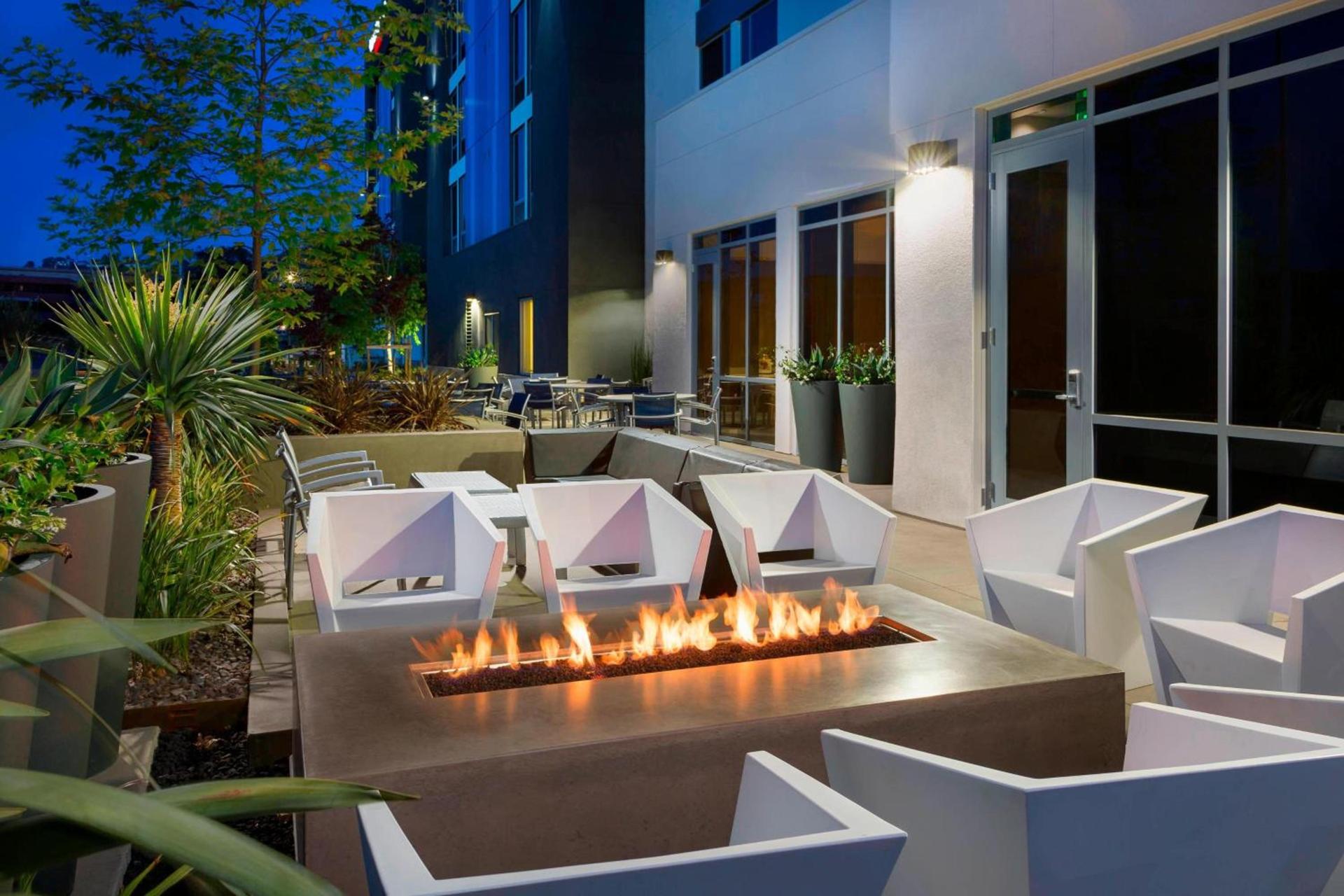 SpringHill Suites by Marriott San Diego Mission Valley photo 2