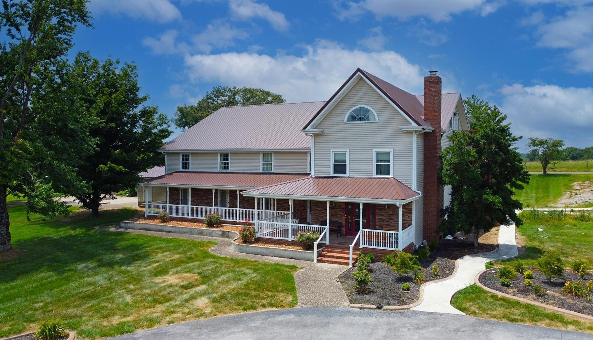 Four Seasons Country Inn photo 28