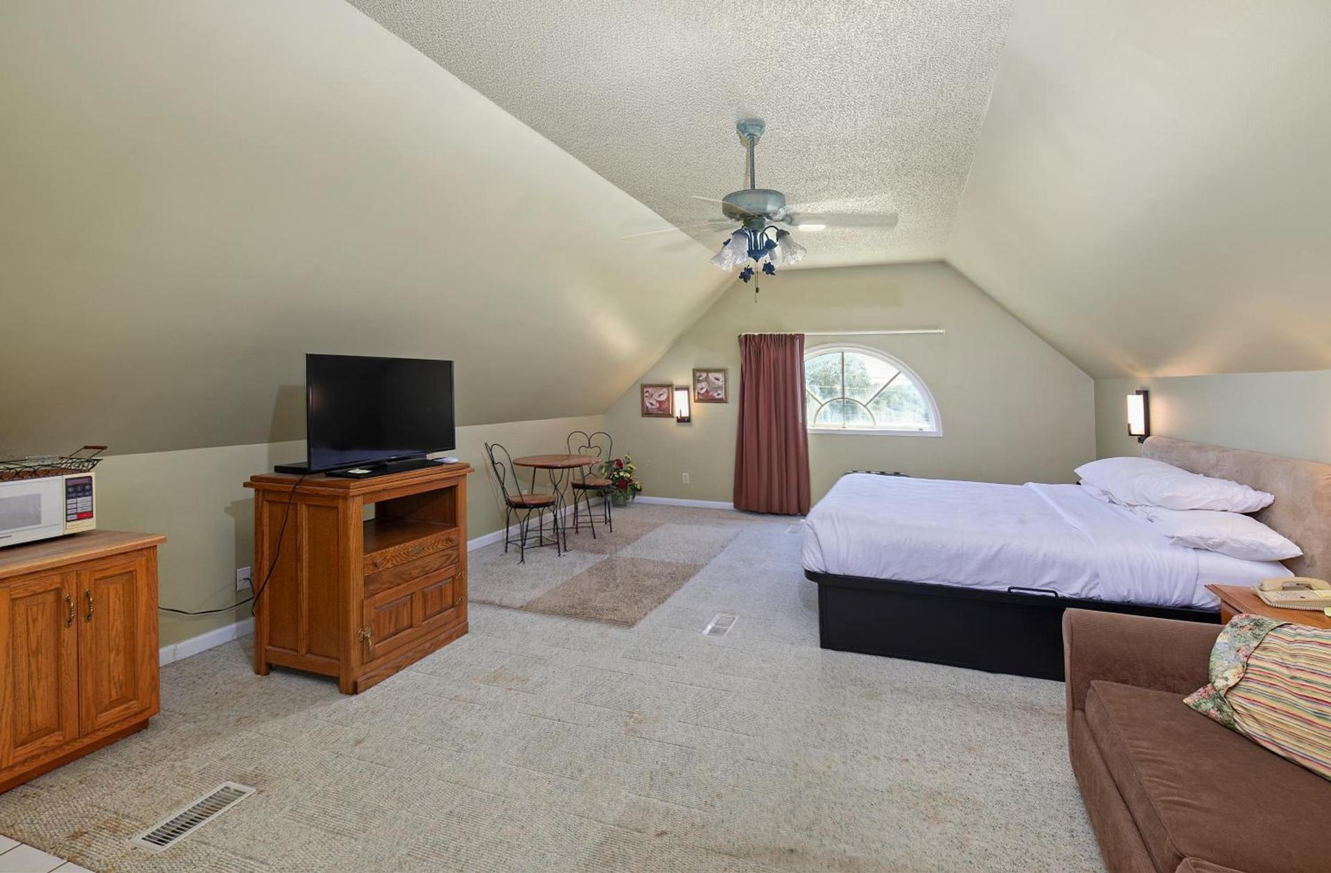 Four Seasons Country Inn photo 32