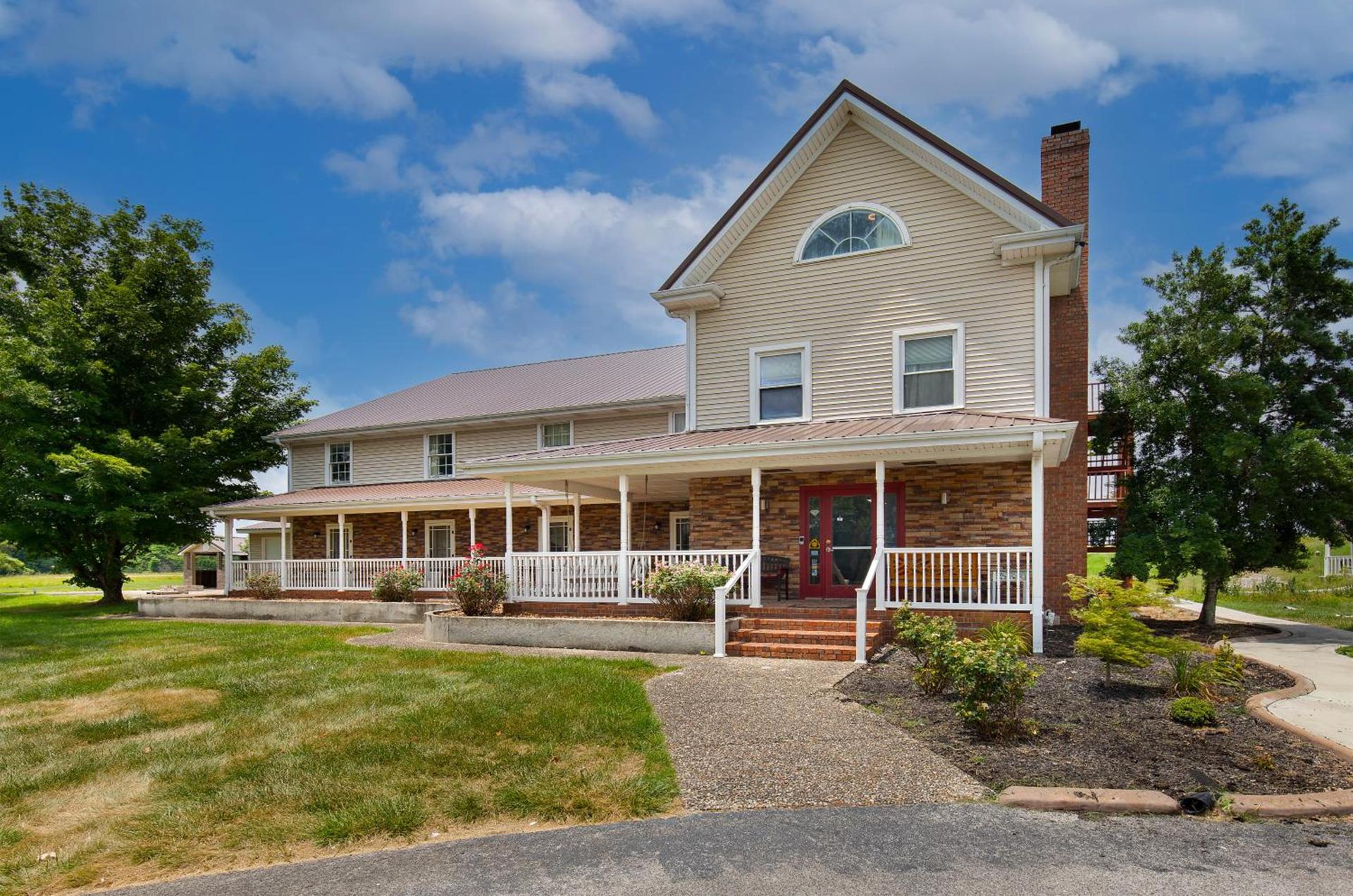 Four Seasons Country Inn photo 39