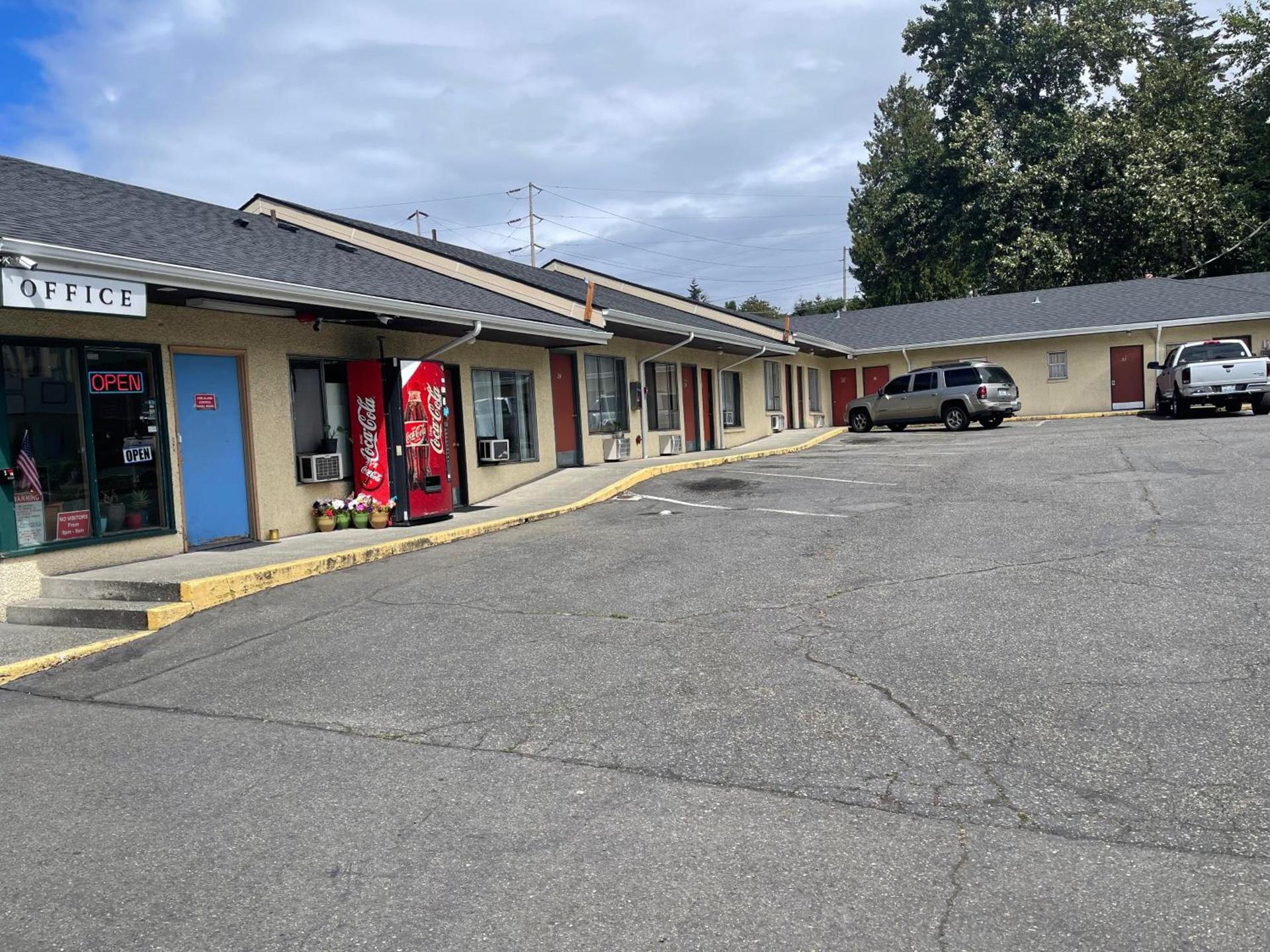Legend Motel photo 10