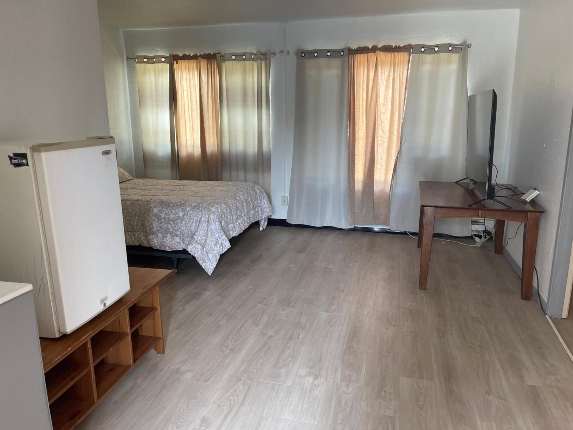 Legend Motel photo 18