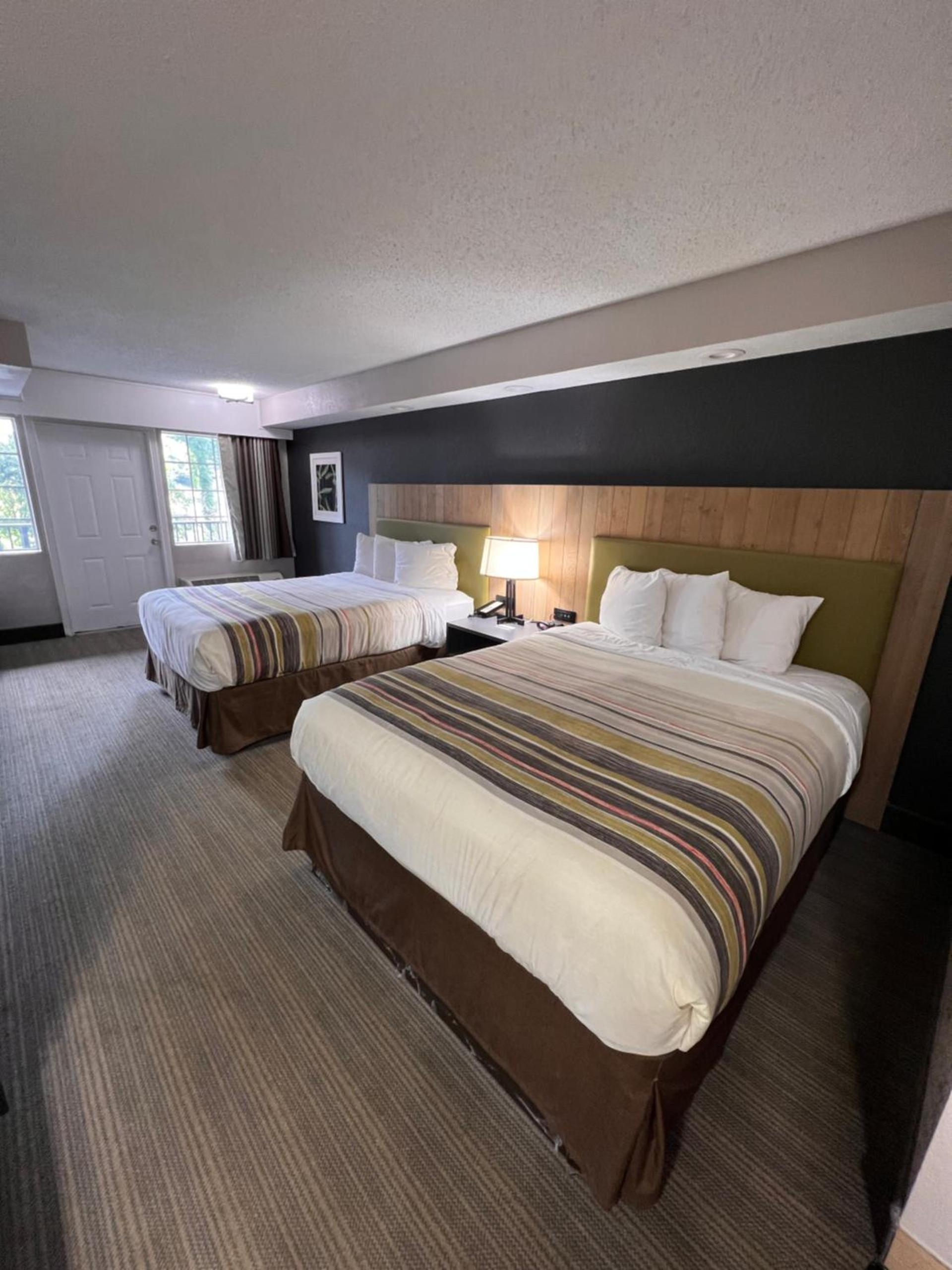 Country Inn & Suites by Radisson, Pigeon Forge South, TN photo 31