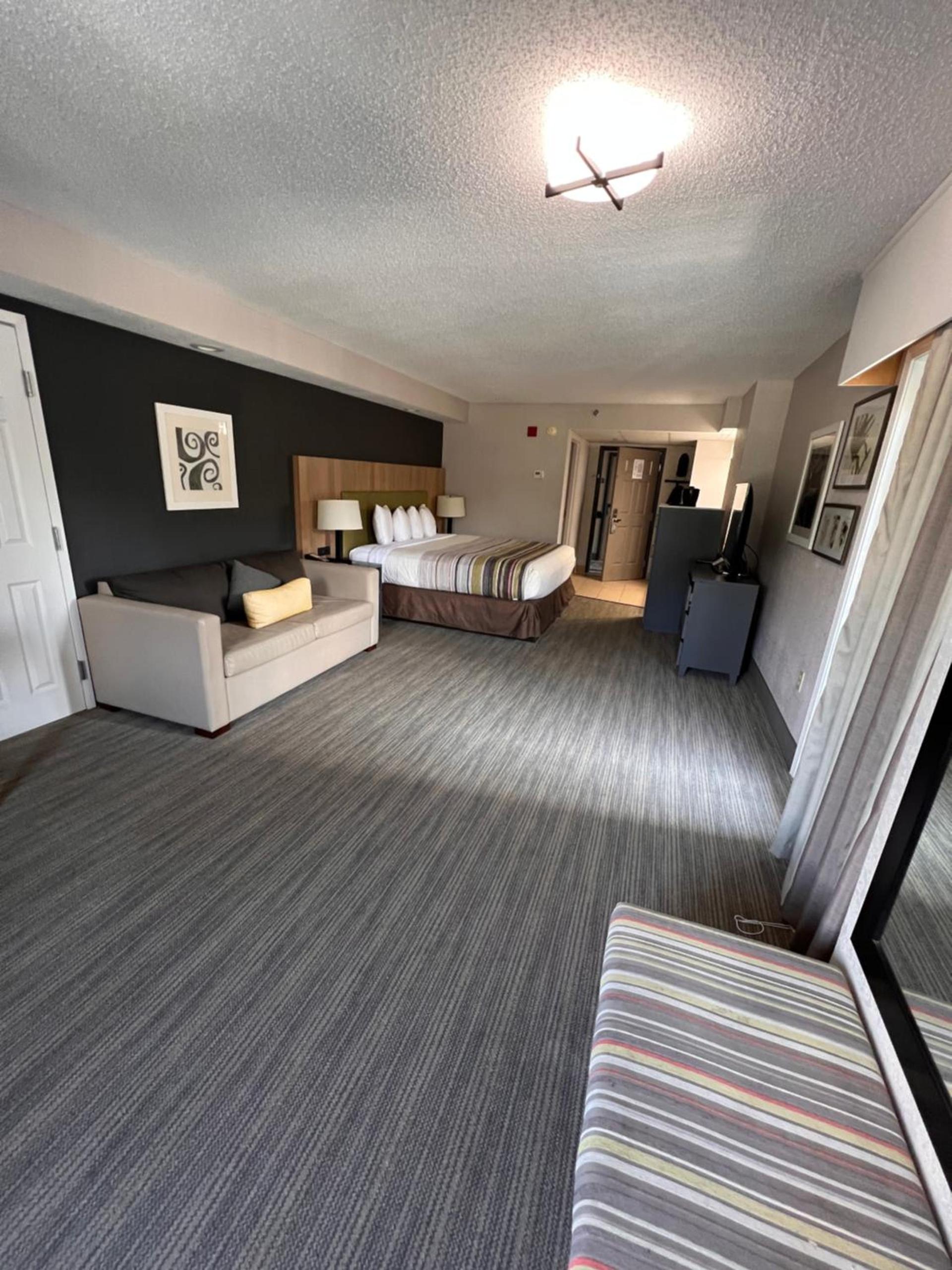 Country Inn & Suites by Radisson, Pigeon Forge South, TN photo 35