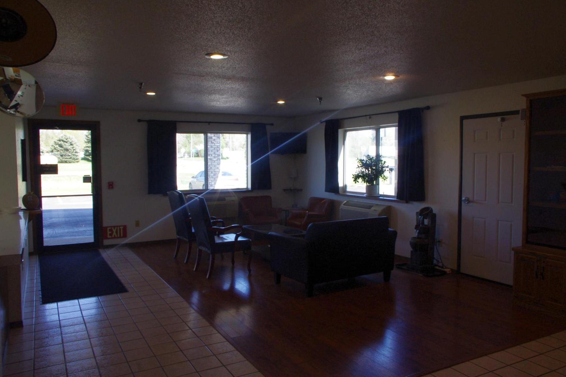 Selby Motel photo 11