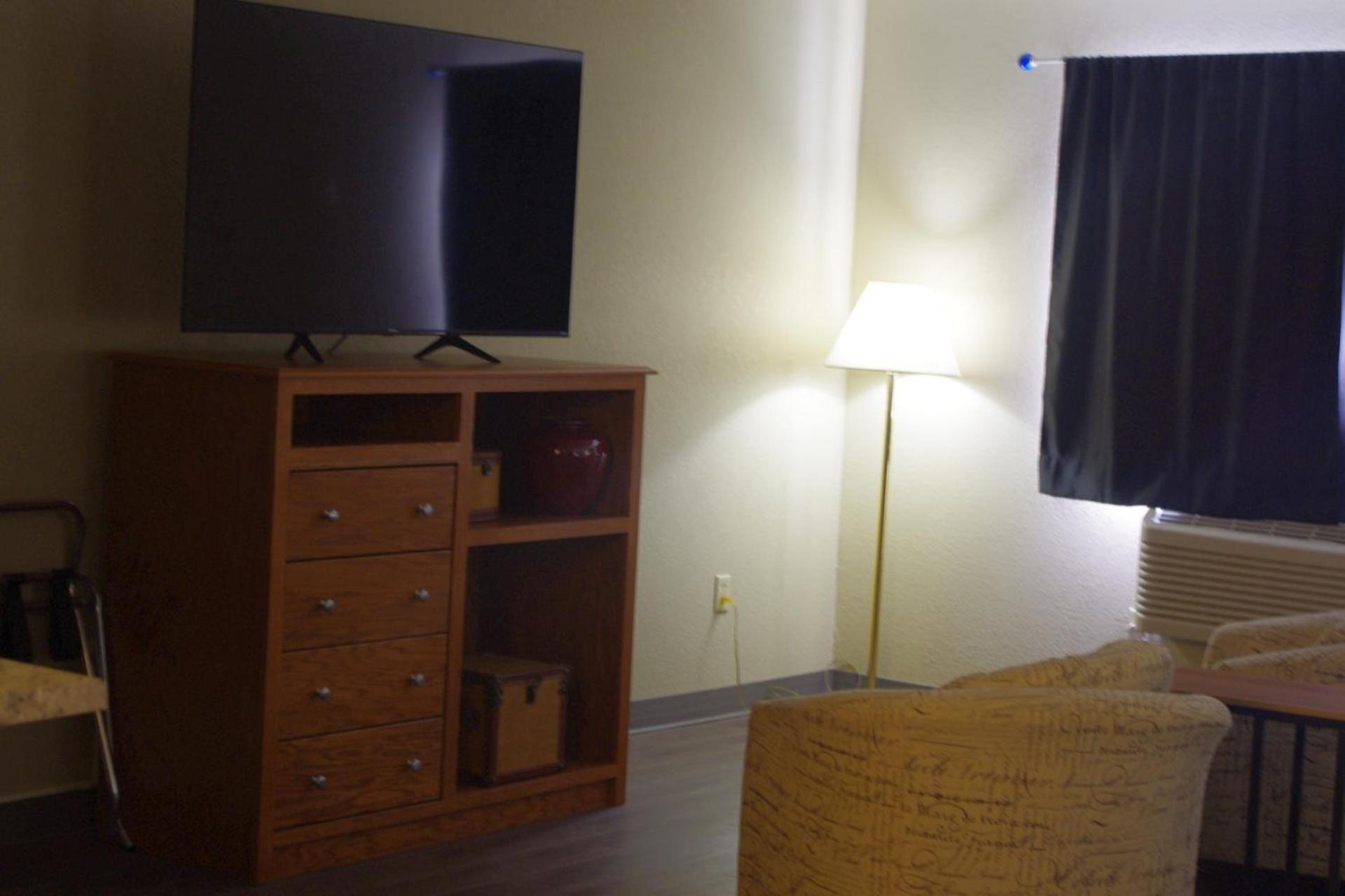 Selby Motel photo 29