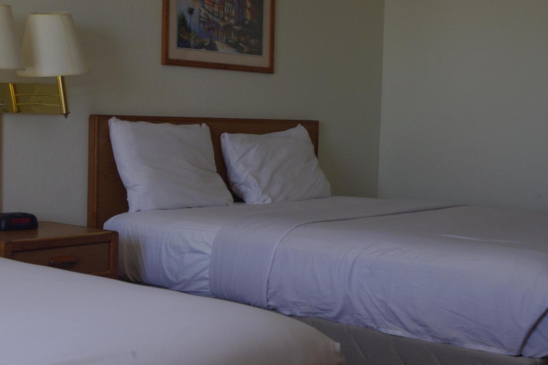 Selby Motel photo 33