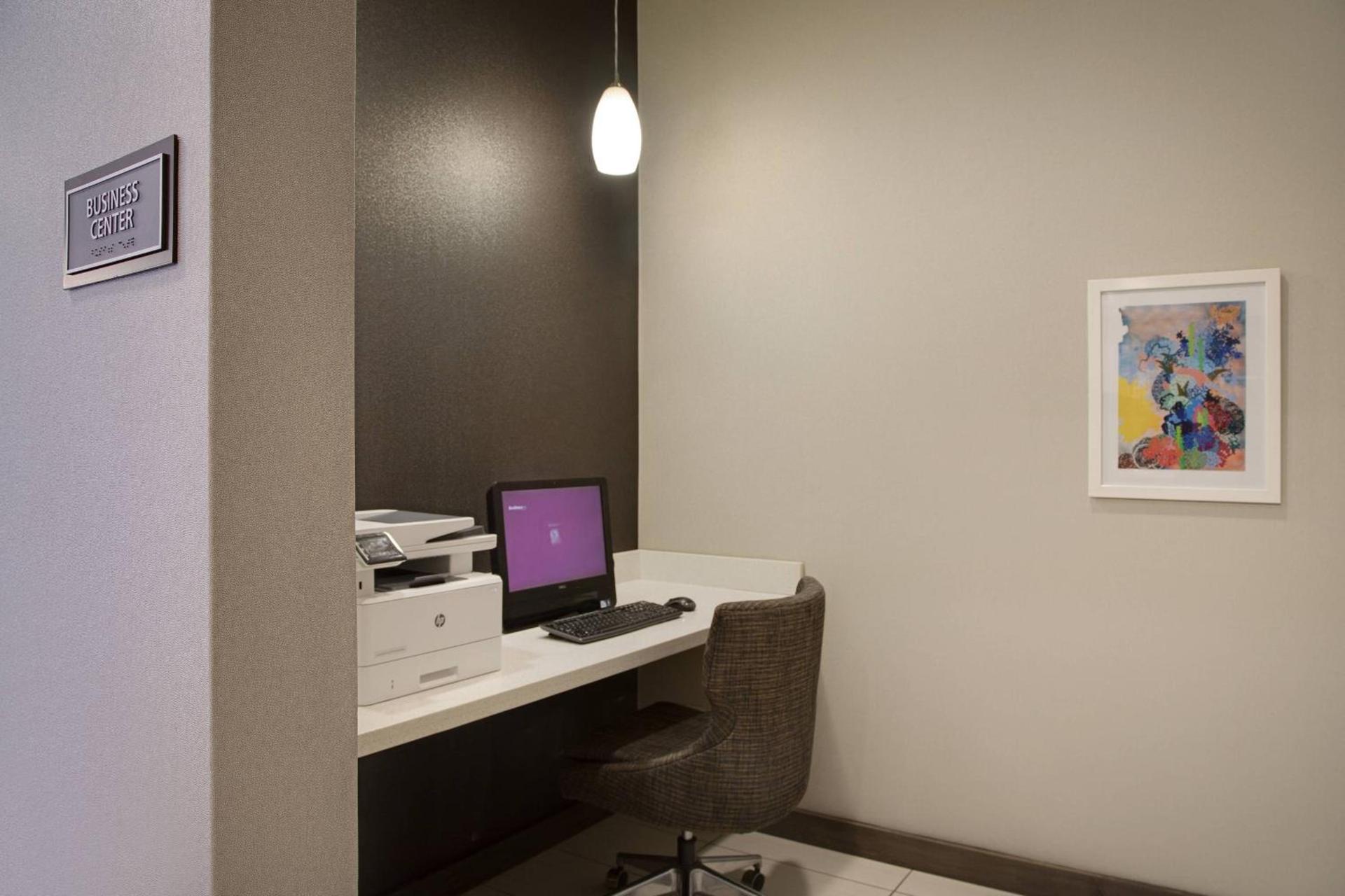 Residence Inn Indianapolis Airport photo 17