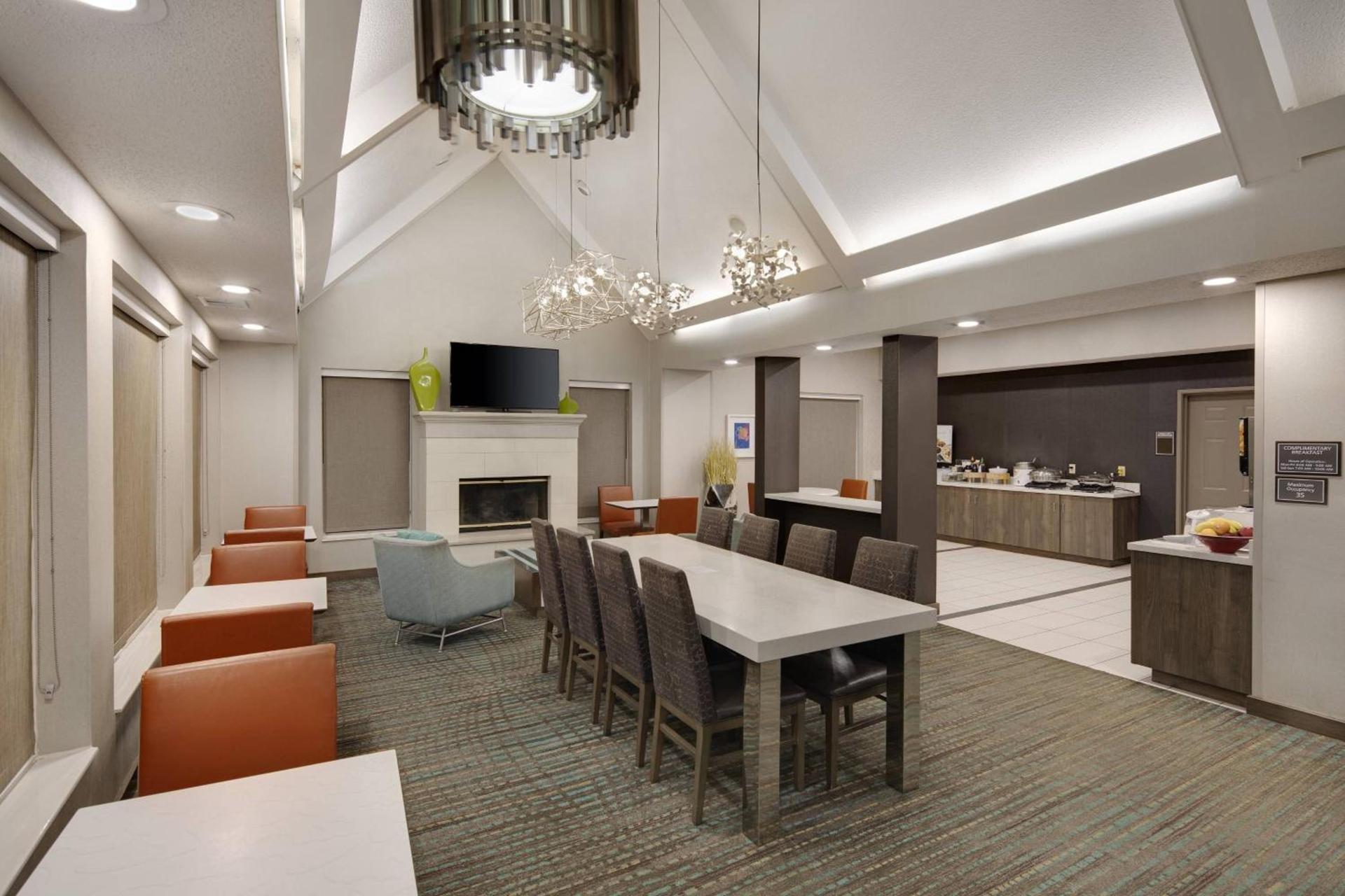 Residence Inn Indianapolis Airport photo 19