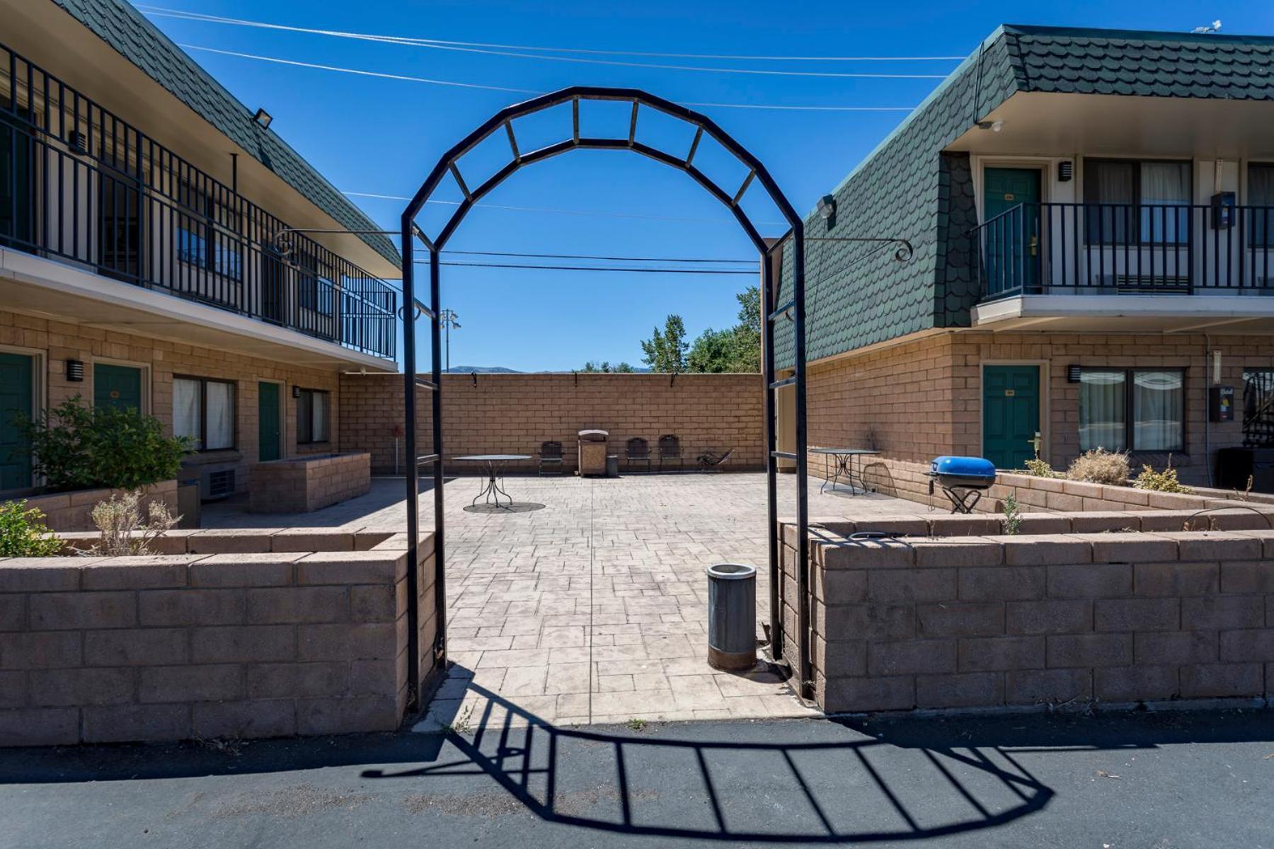 Baymont by Wyndham Susanville photo 11