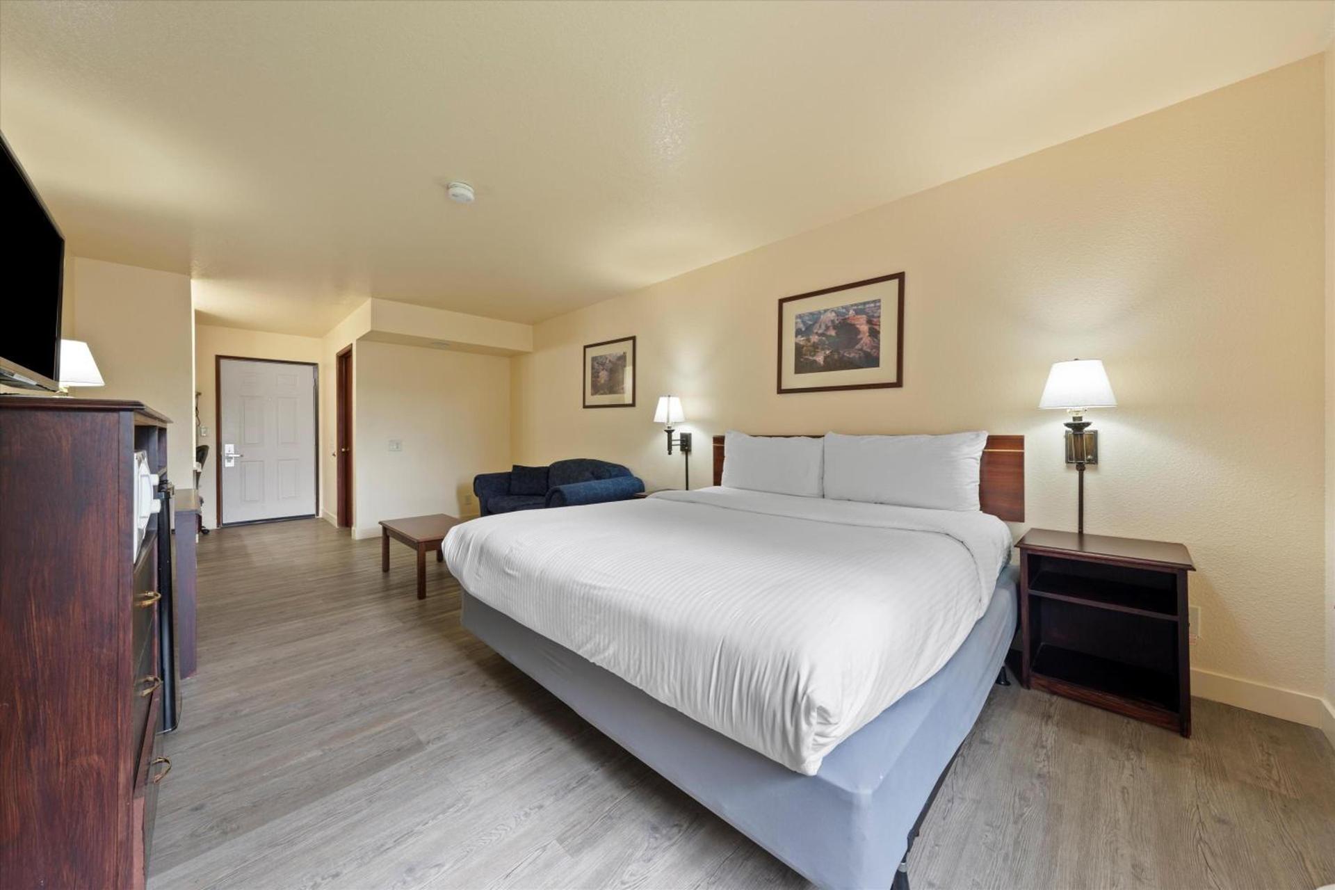 Quincy INN and Suites photo 82