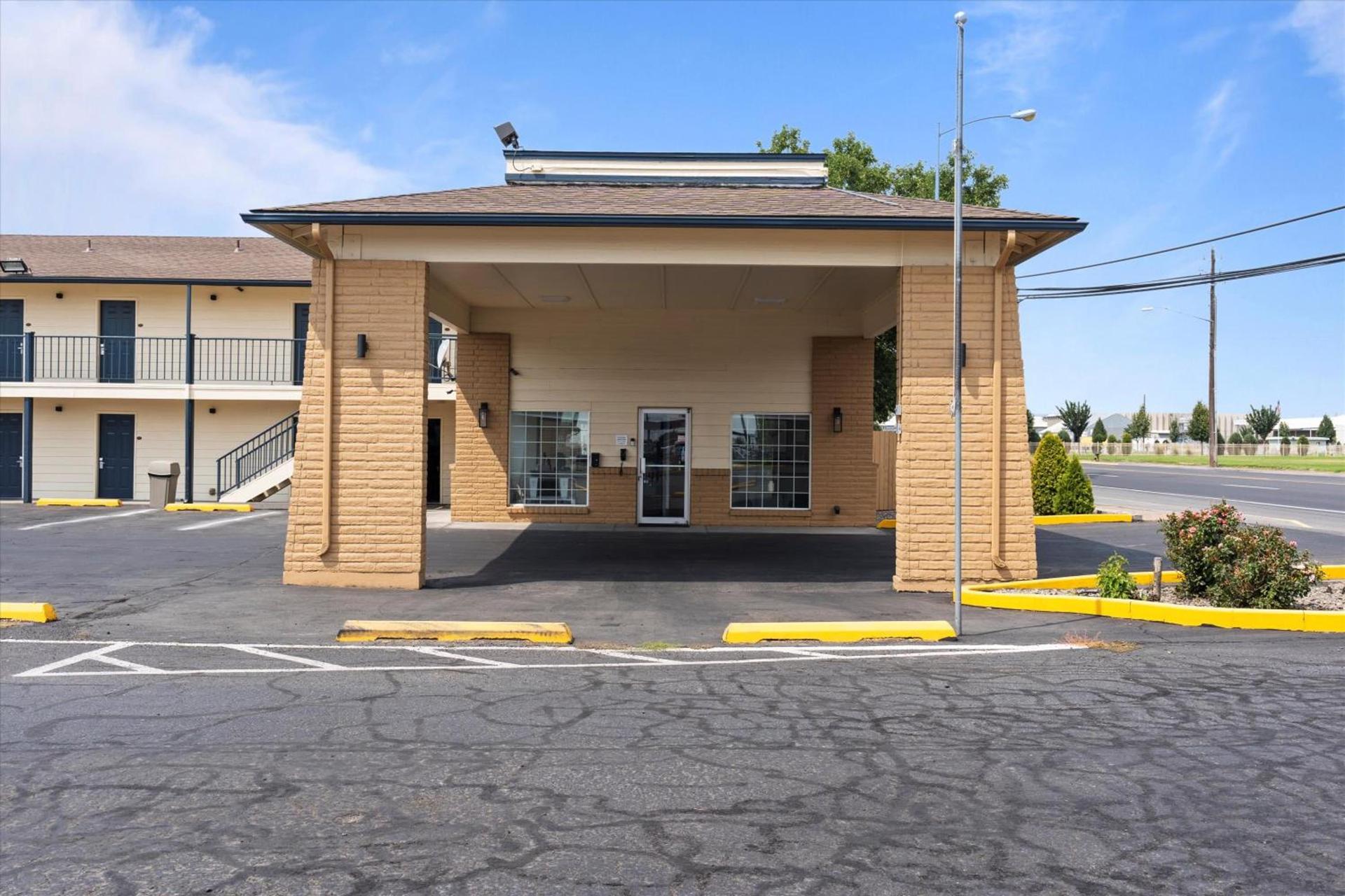 Quincy INN and Suites photo 29