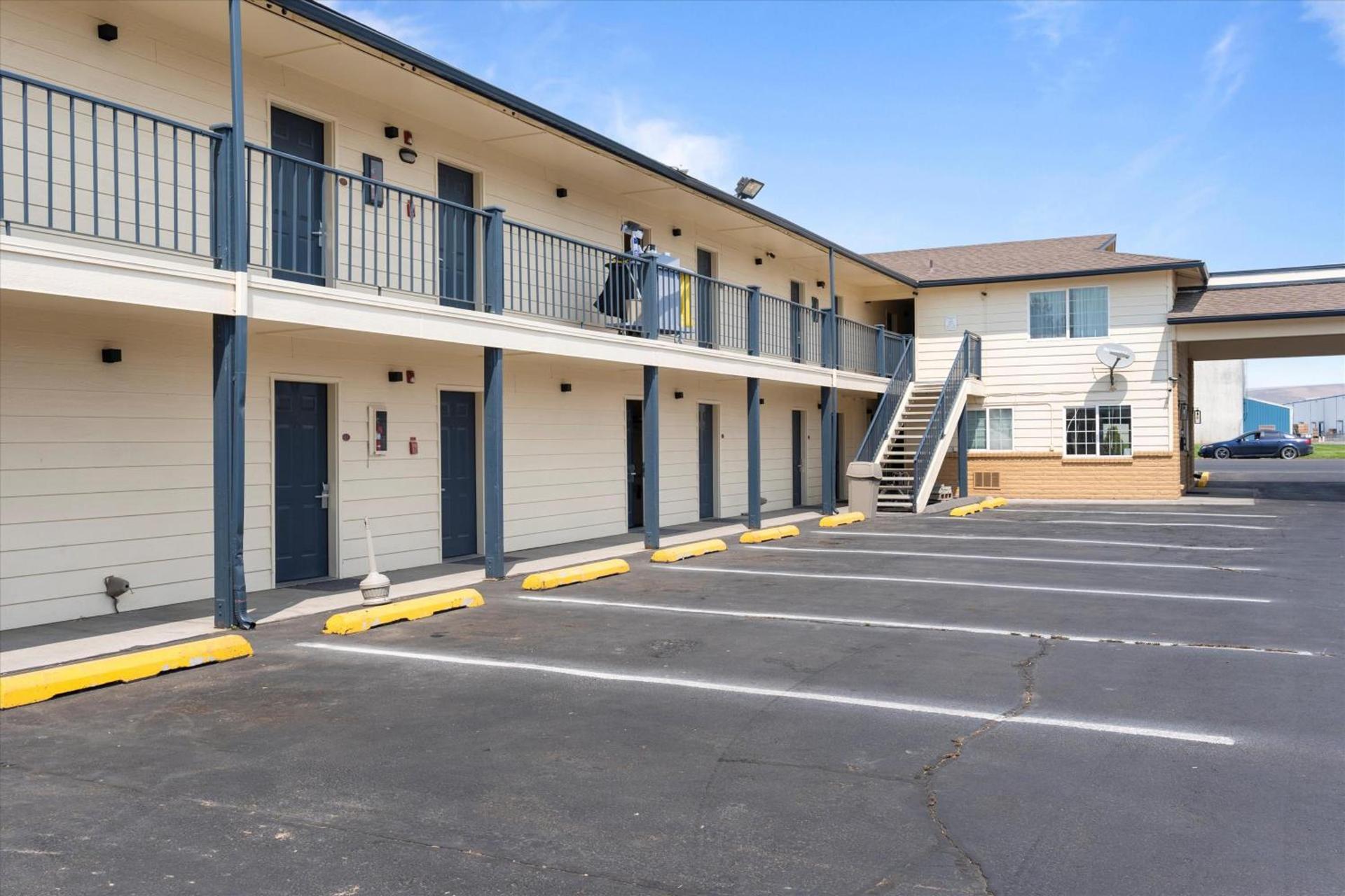 Quincy INN and Suites photo 40