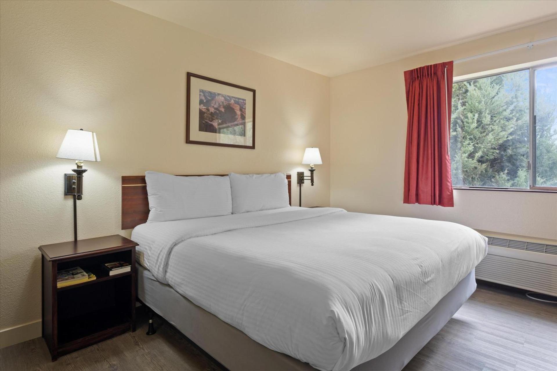 Quincy INN and Suites photo 65