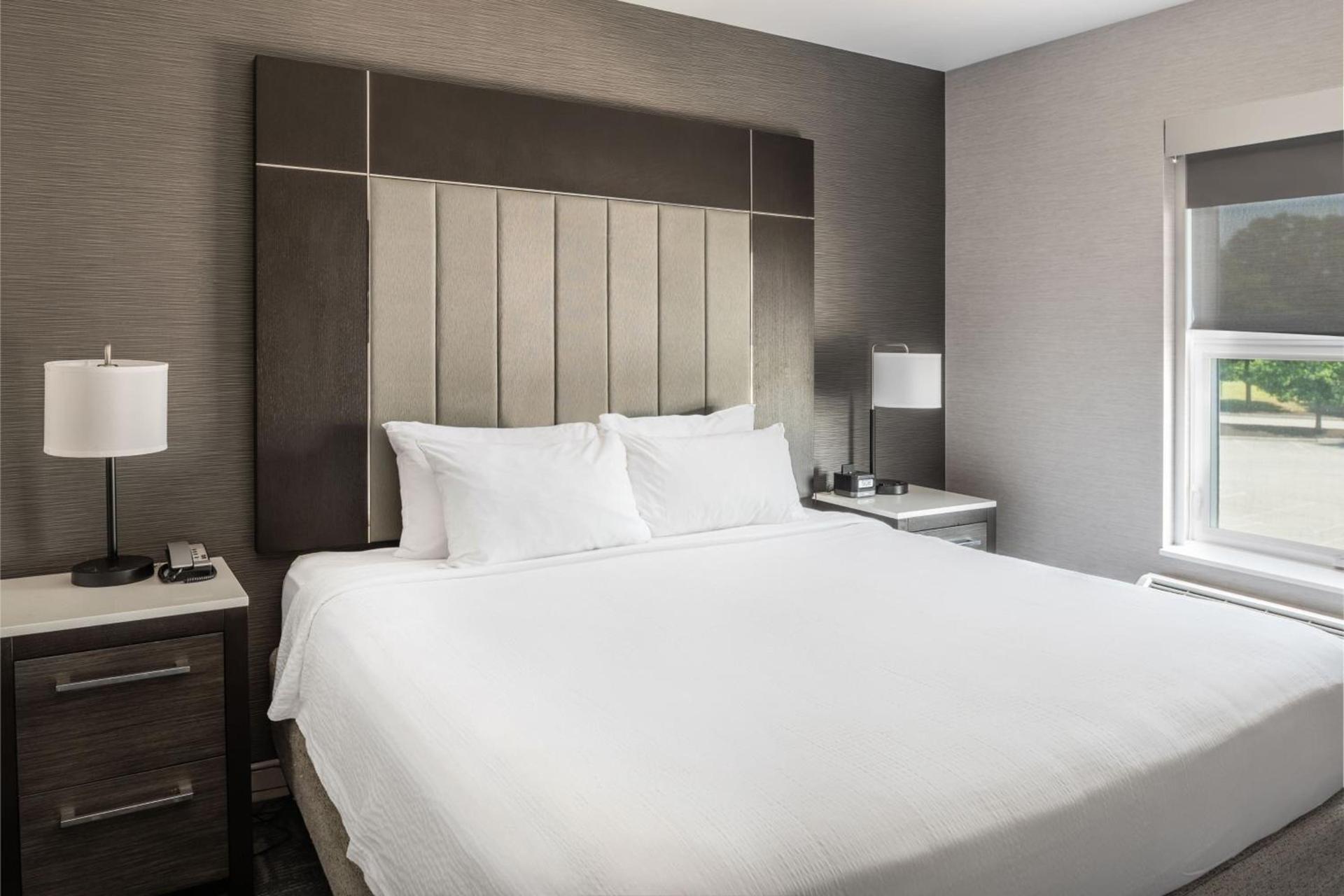 Residence Inn by Marriott Boston Concord photo 41