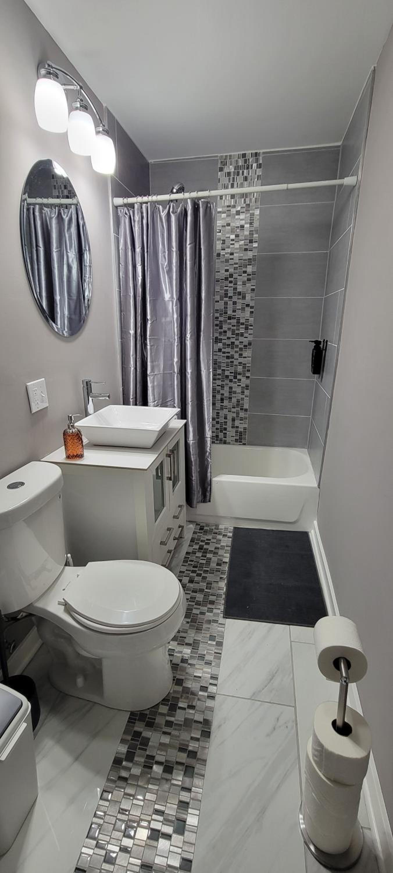 Chicago Avenue Inn photo 32