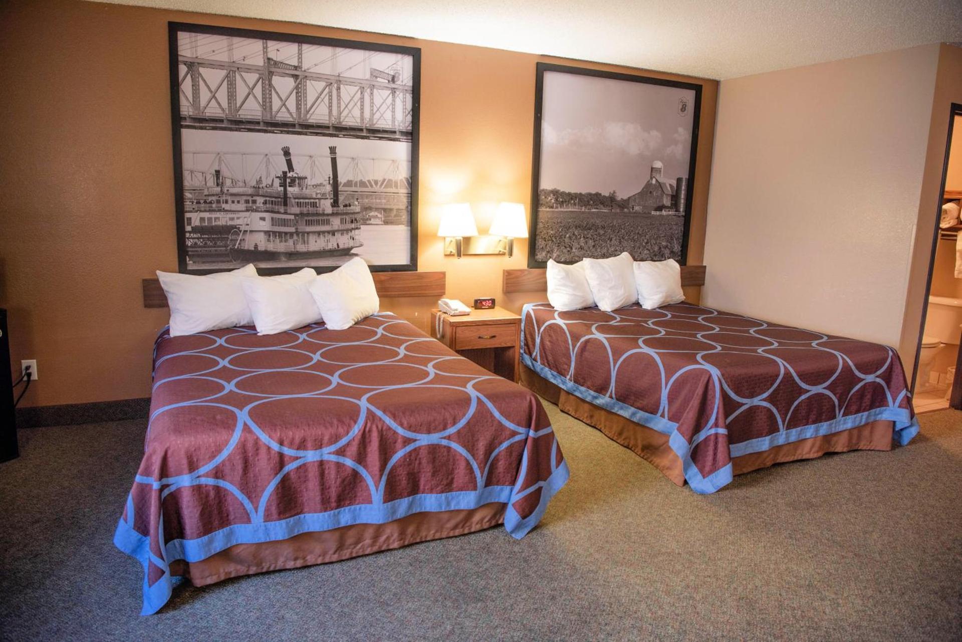 Super 8 by Wyndham Gallipolis Pt Pleasant Area photo 20