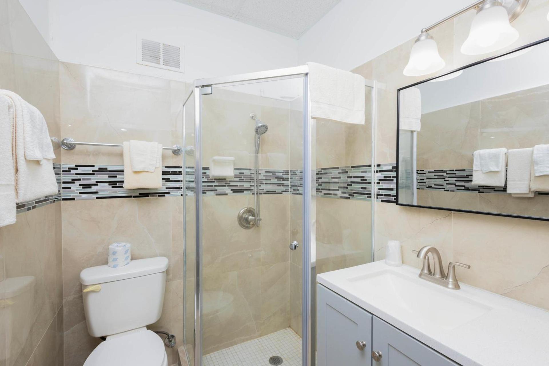 Warm Mineral Springs Motel photo 5