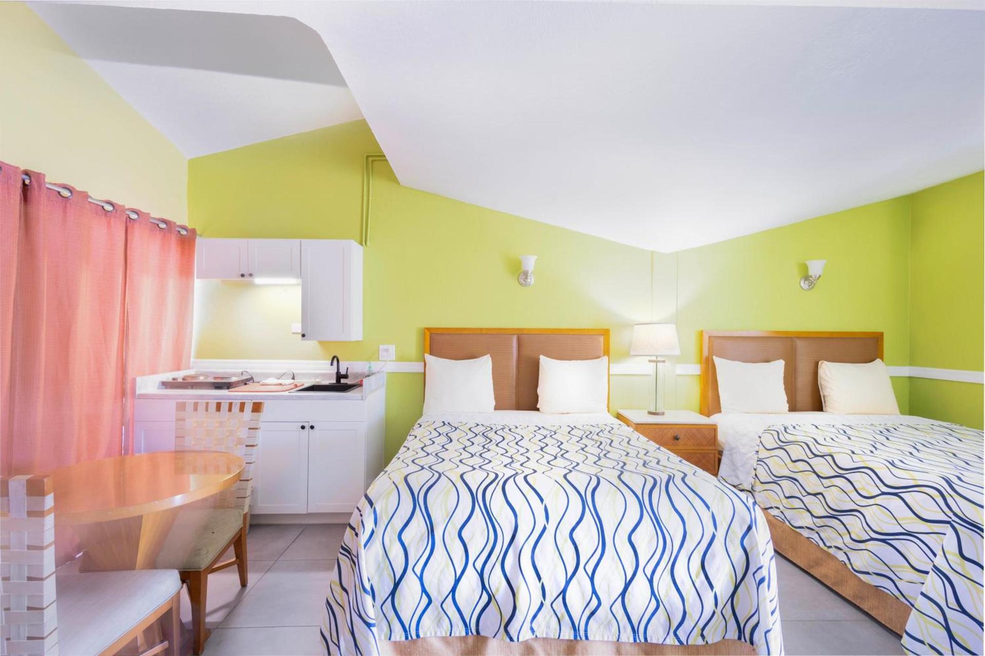 Warm Mineral Springs Motel photo 24