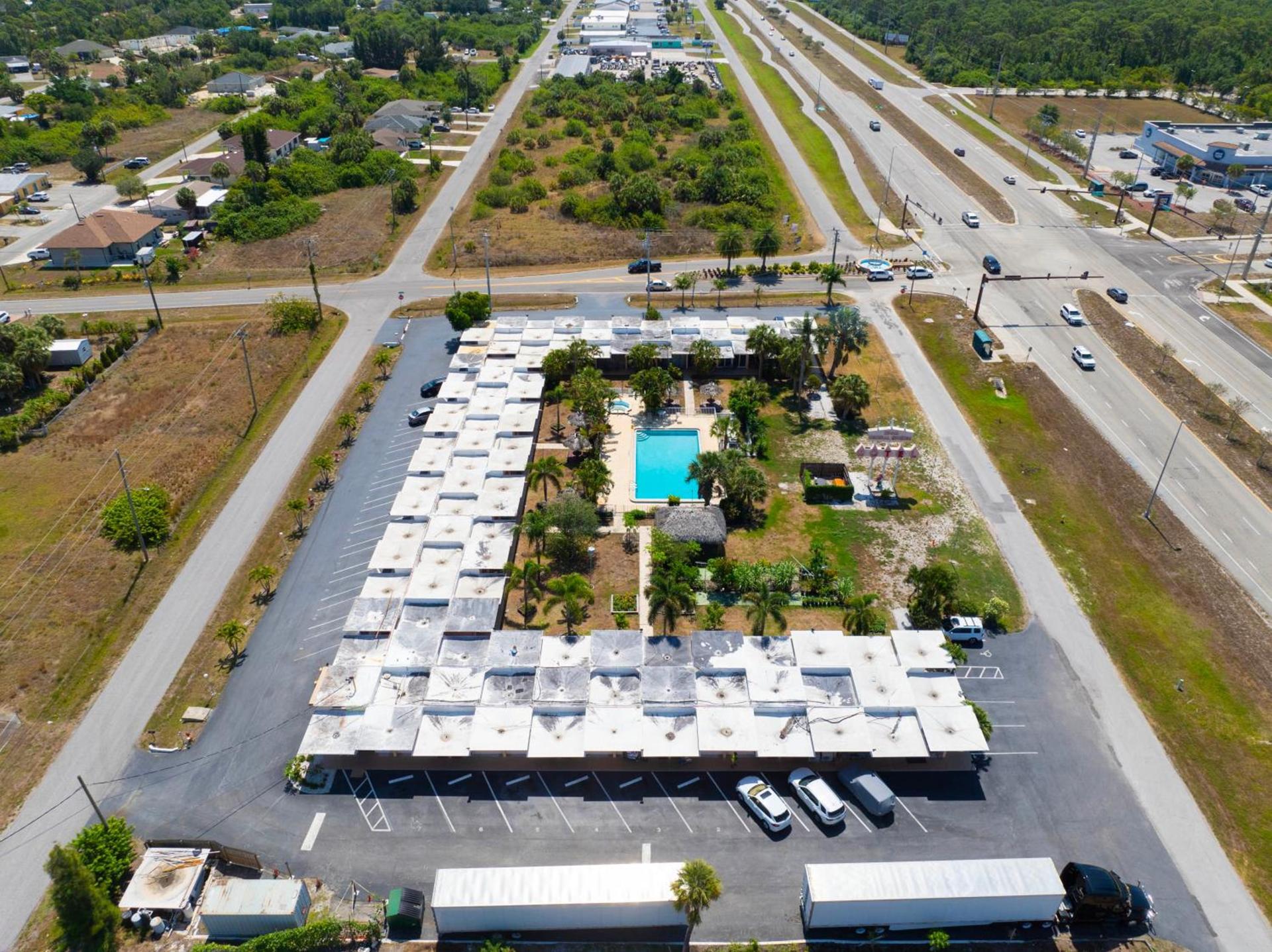 Warm Mineral Springs Motel photo 27