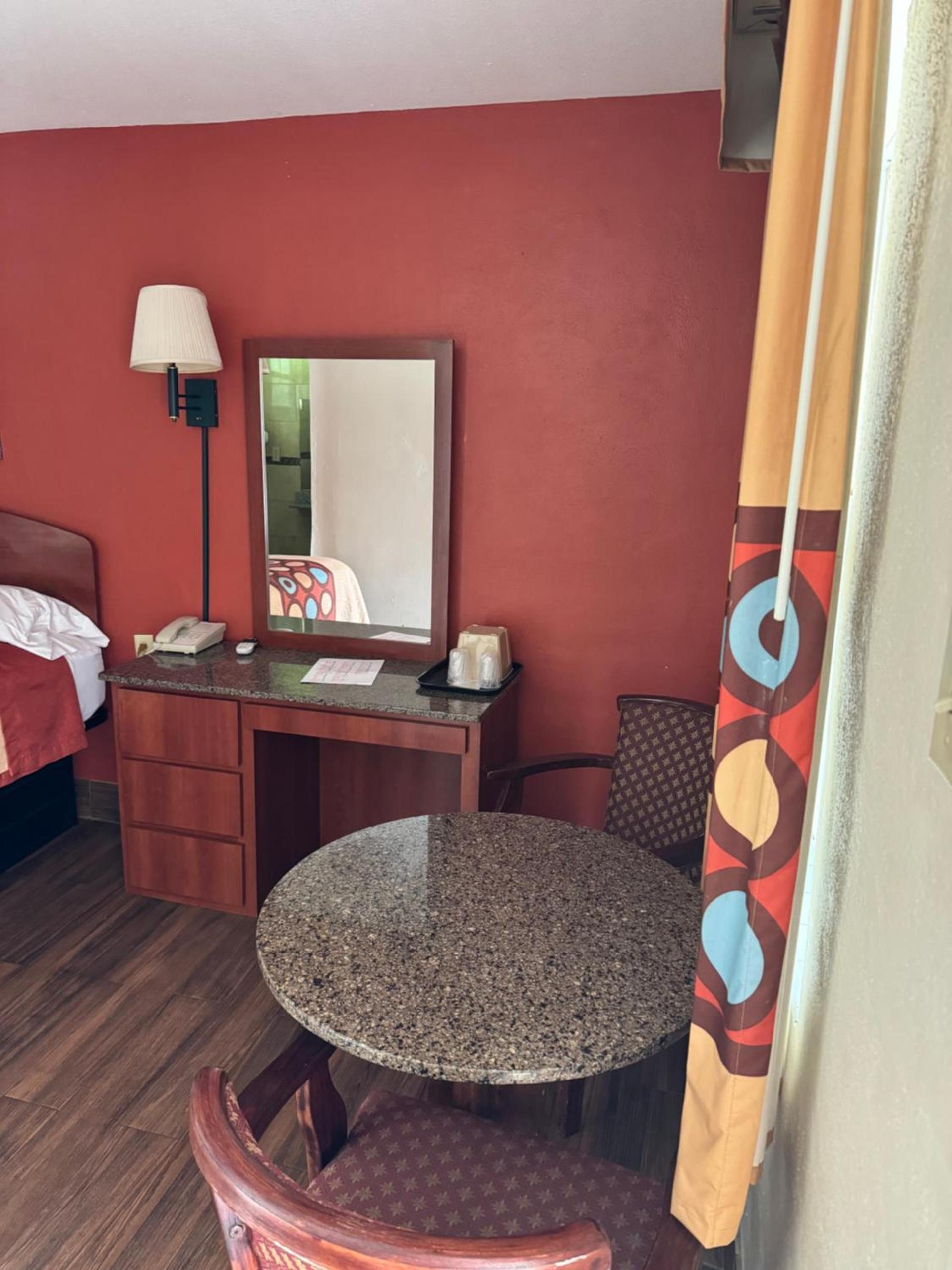 Snowbird Motel photo 12
