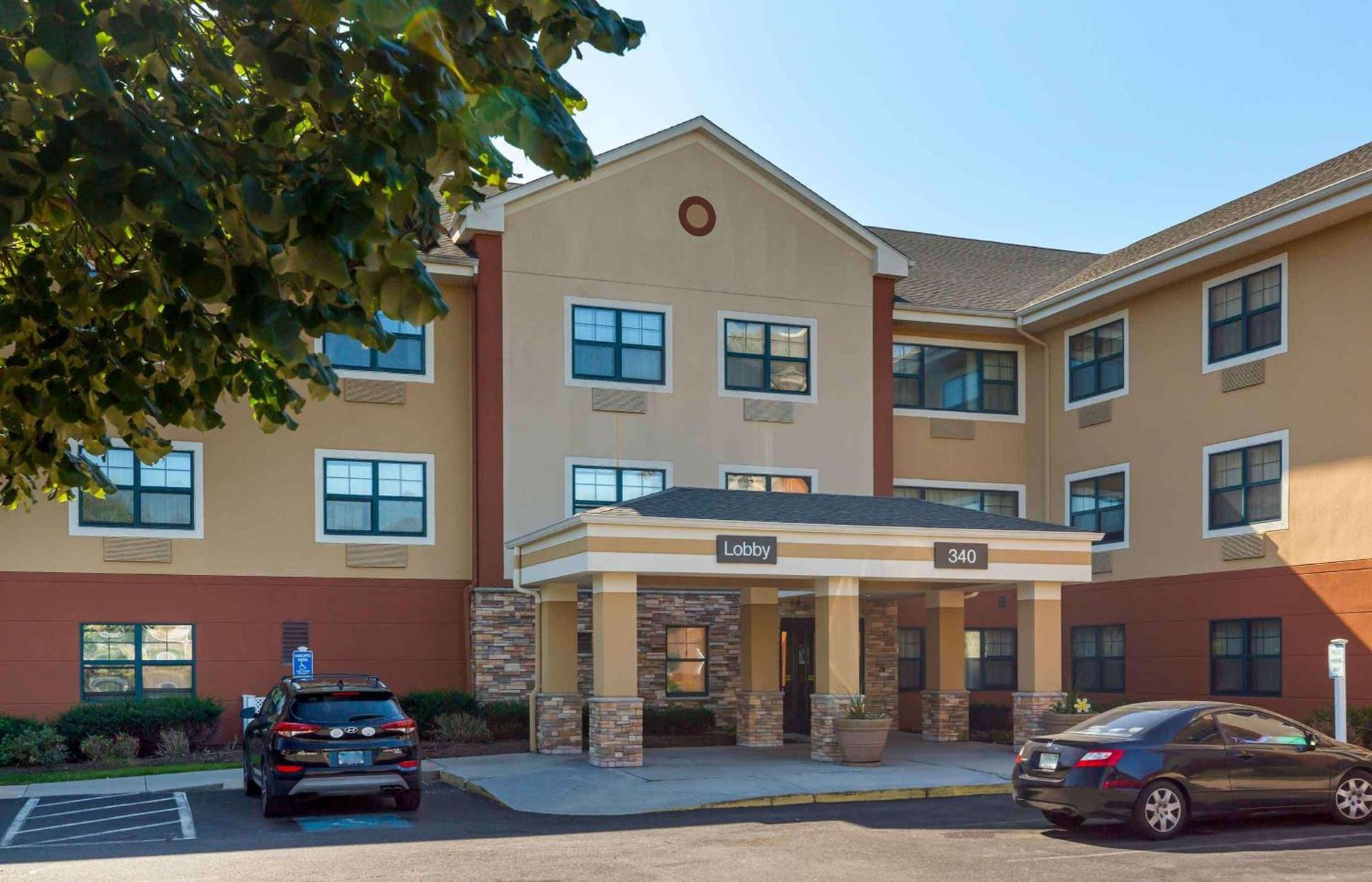 Extended Stay America Select Suites - Hartford - Manchester photo 2