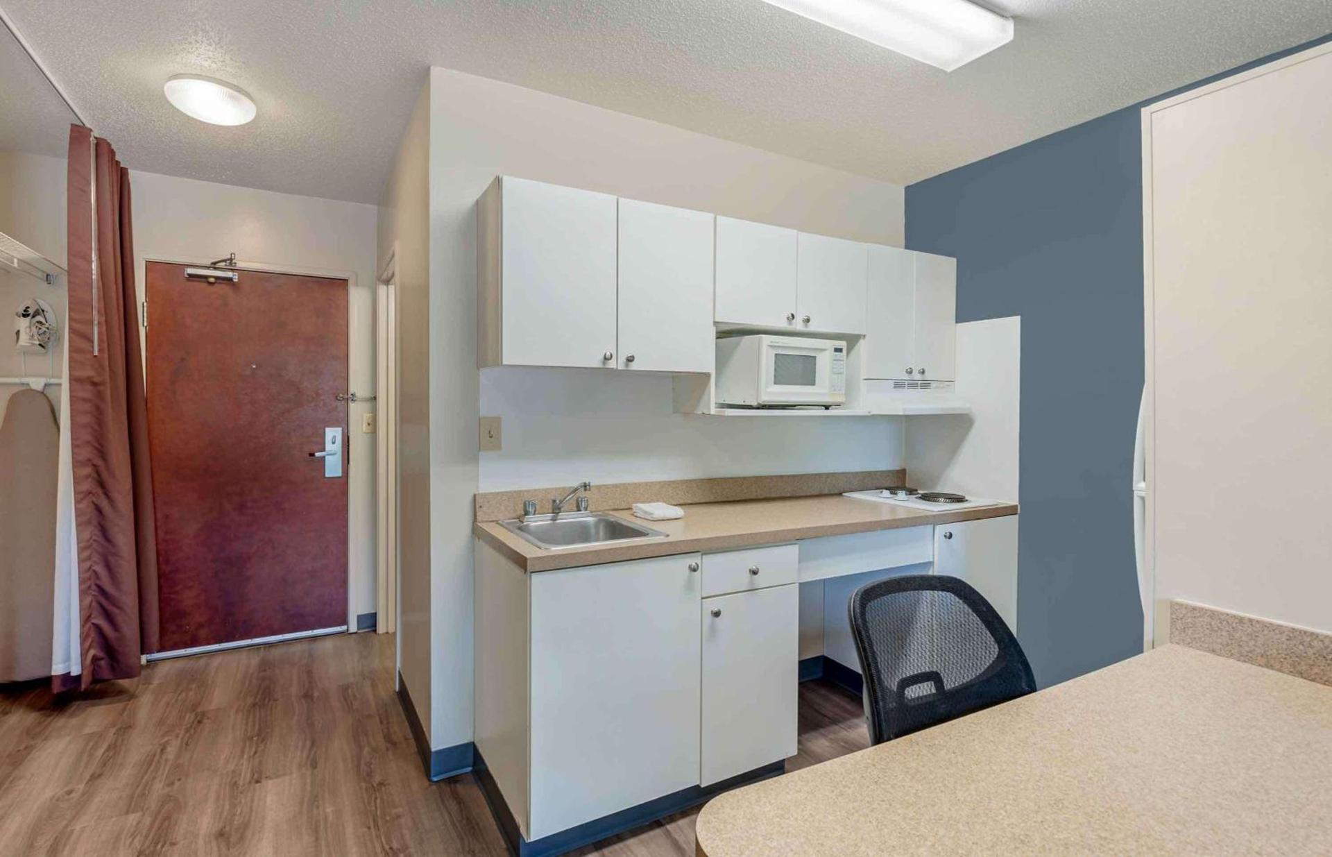 Extended Stay America Select Suites - Chicago - Rolling Meadows photo 7