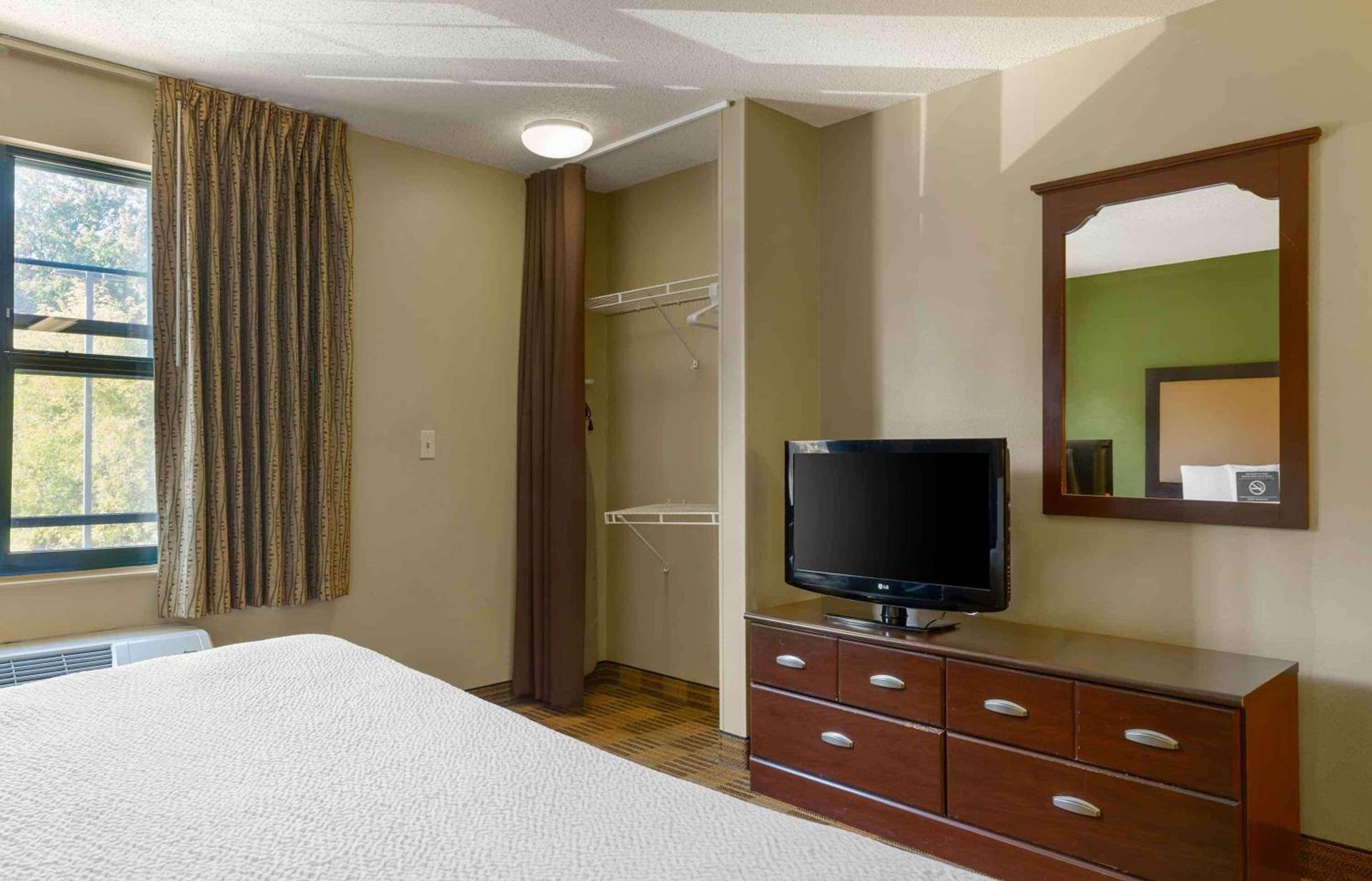 Extended Stay America Select Suites - Hartford - Manchester photo 14