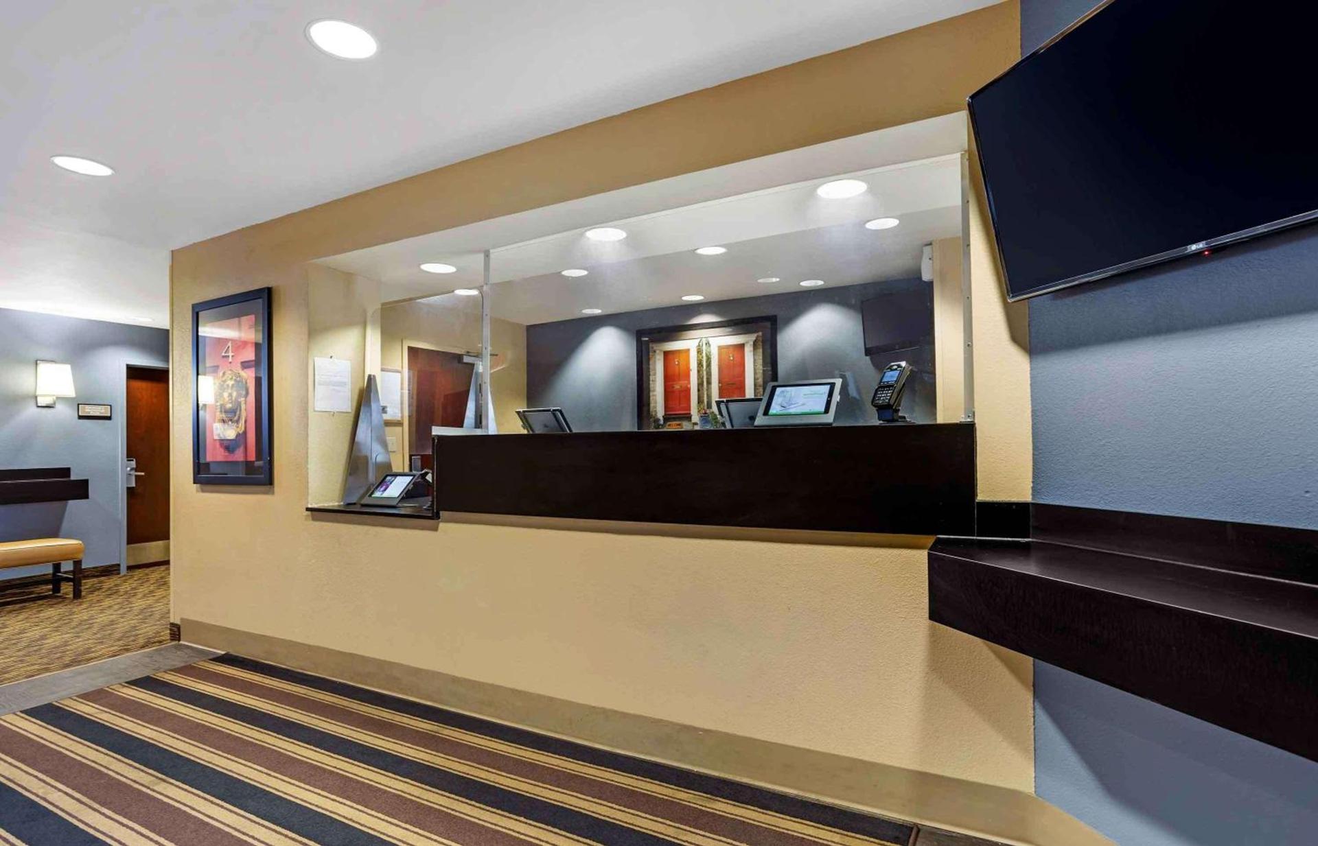 Studio 6 Extended Stay Fishkill Westage Center NY photo 4