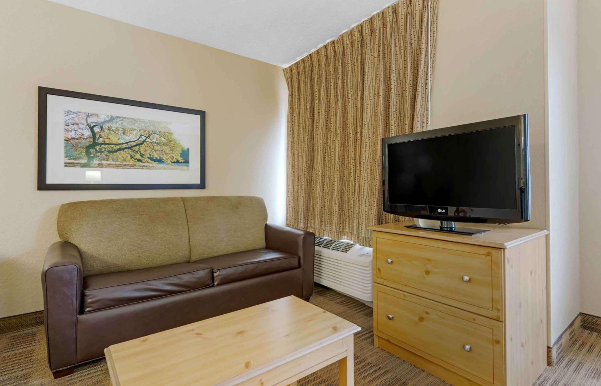 Extended Stay America Select Suites - Orlando - Southpark - Equity Row photo 24