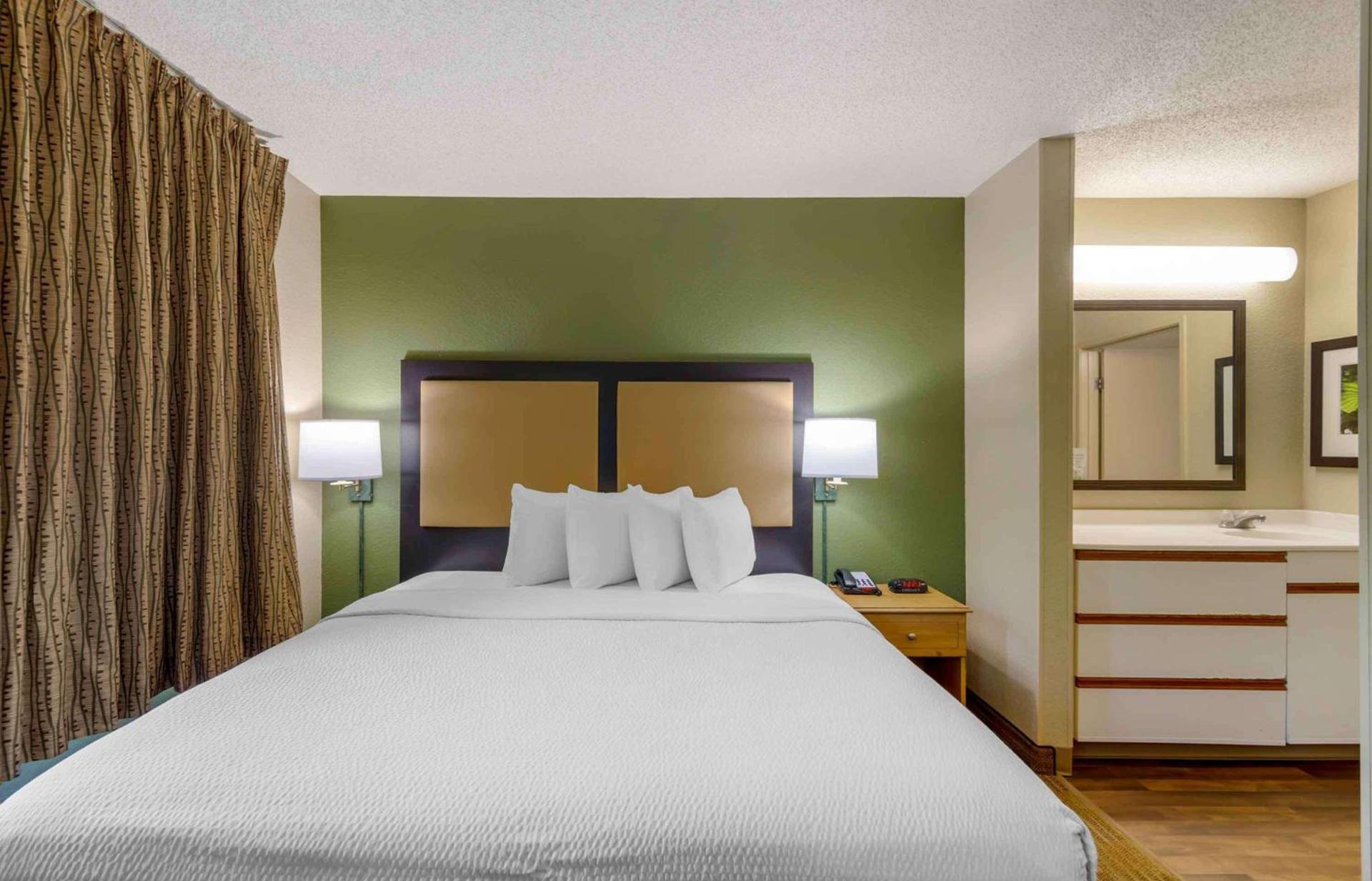 Extended Stay America Select Suites - Orlando - Southpark - Equity Row photo 27