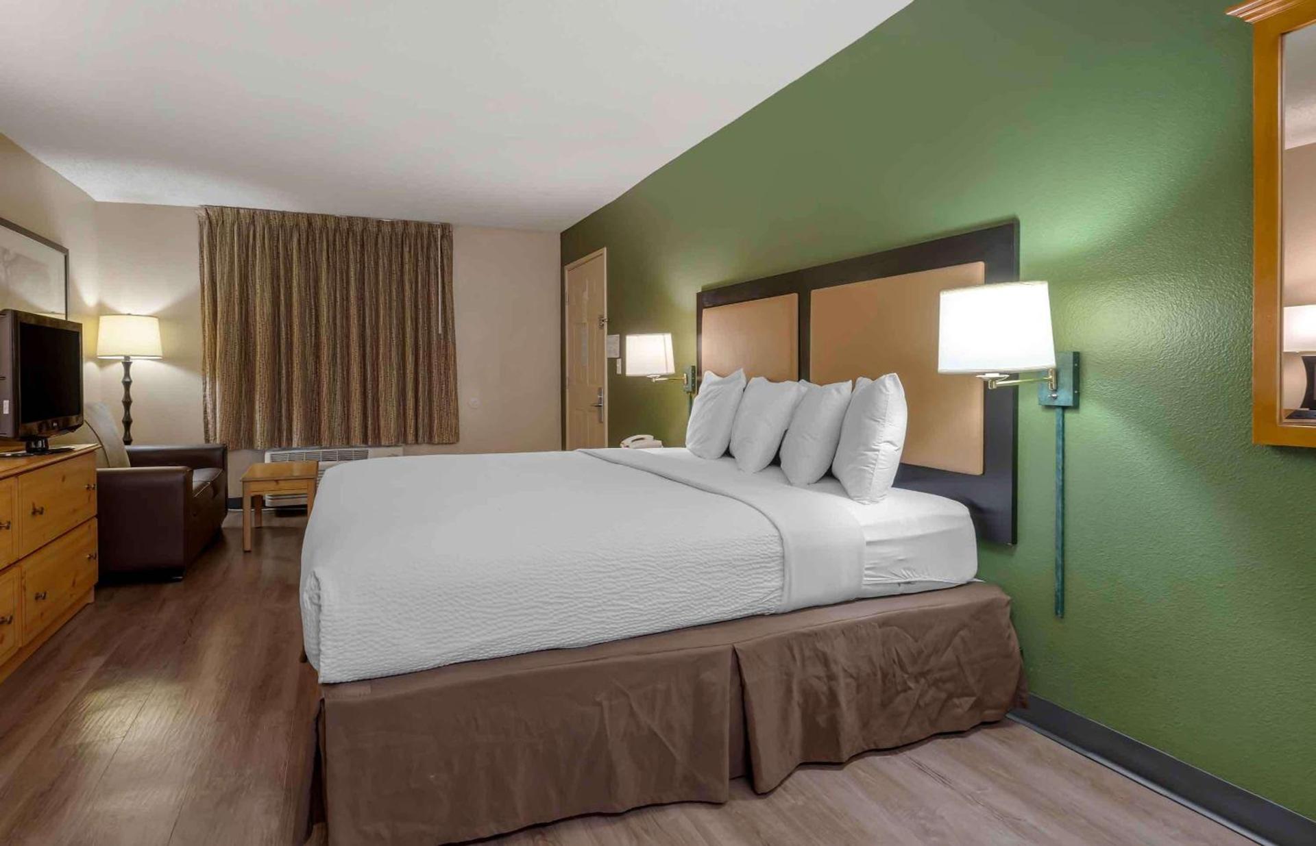 Extended Stay America Suites - Clearwater - Carillon Park photo 25