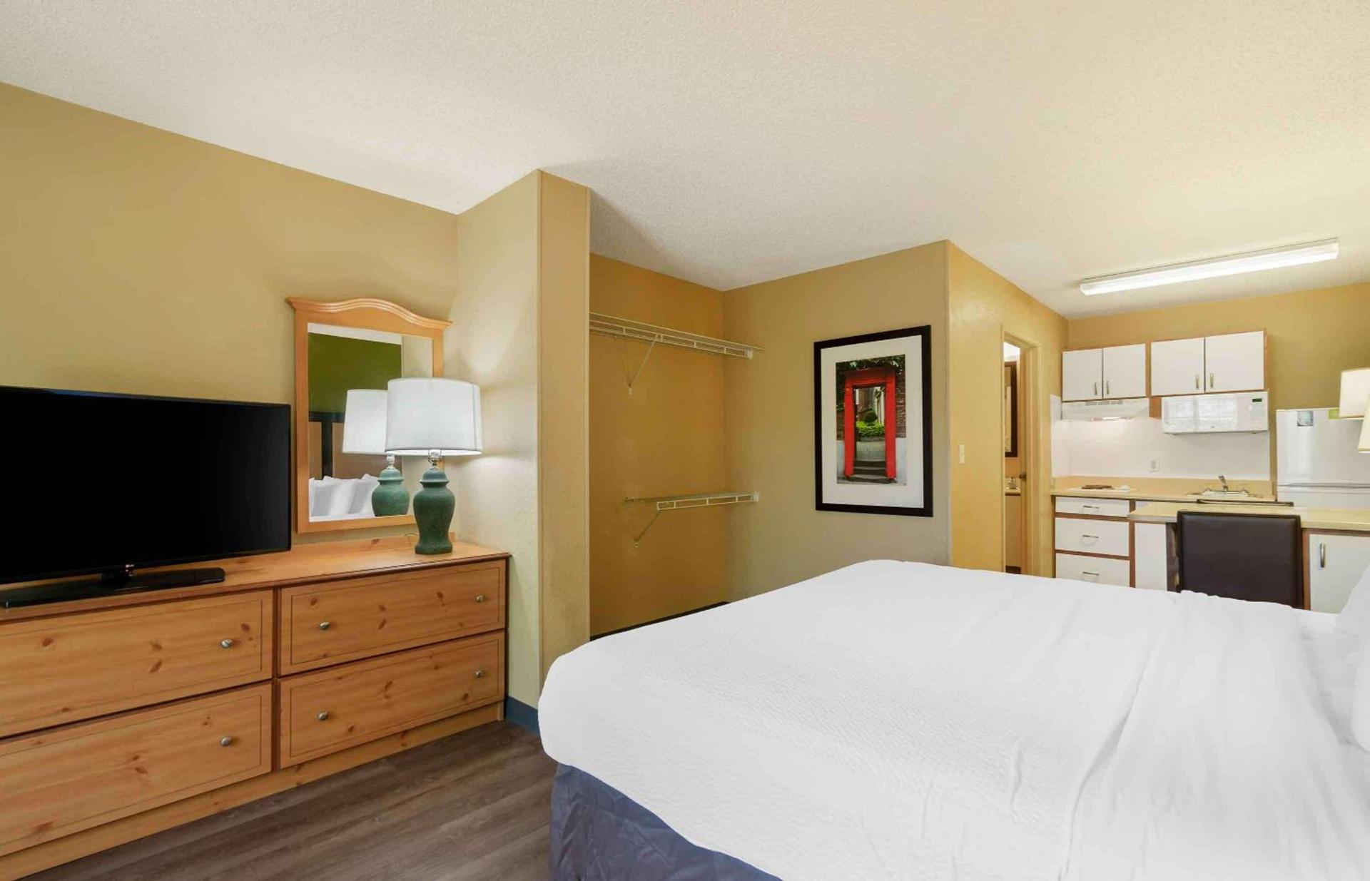 Extended Stay America Suites - Clearwater - Carillon Park photo 28