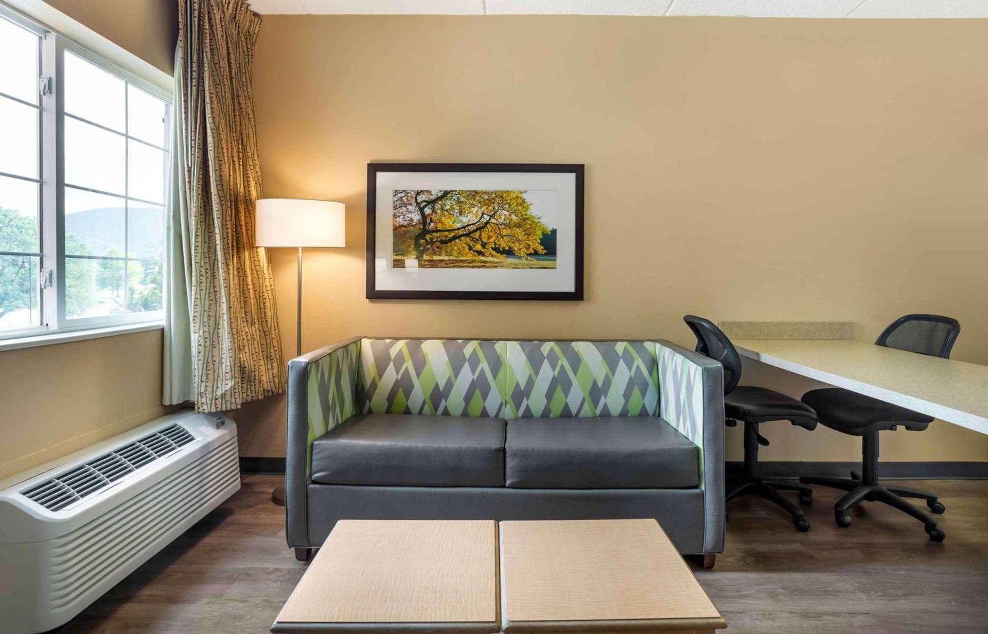 Studio 6 Extended Stay Fishkill Route 9 NY photo 26