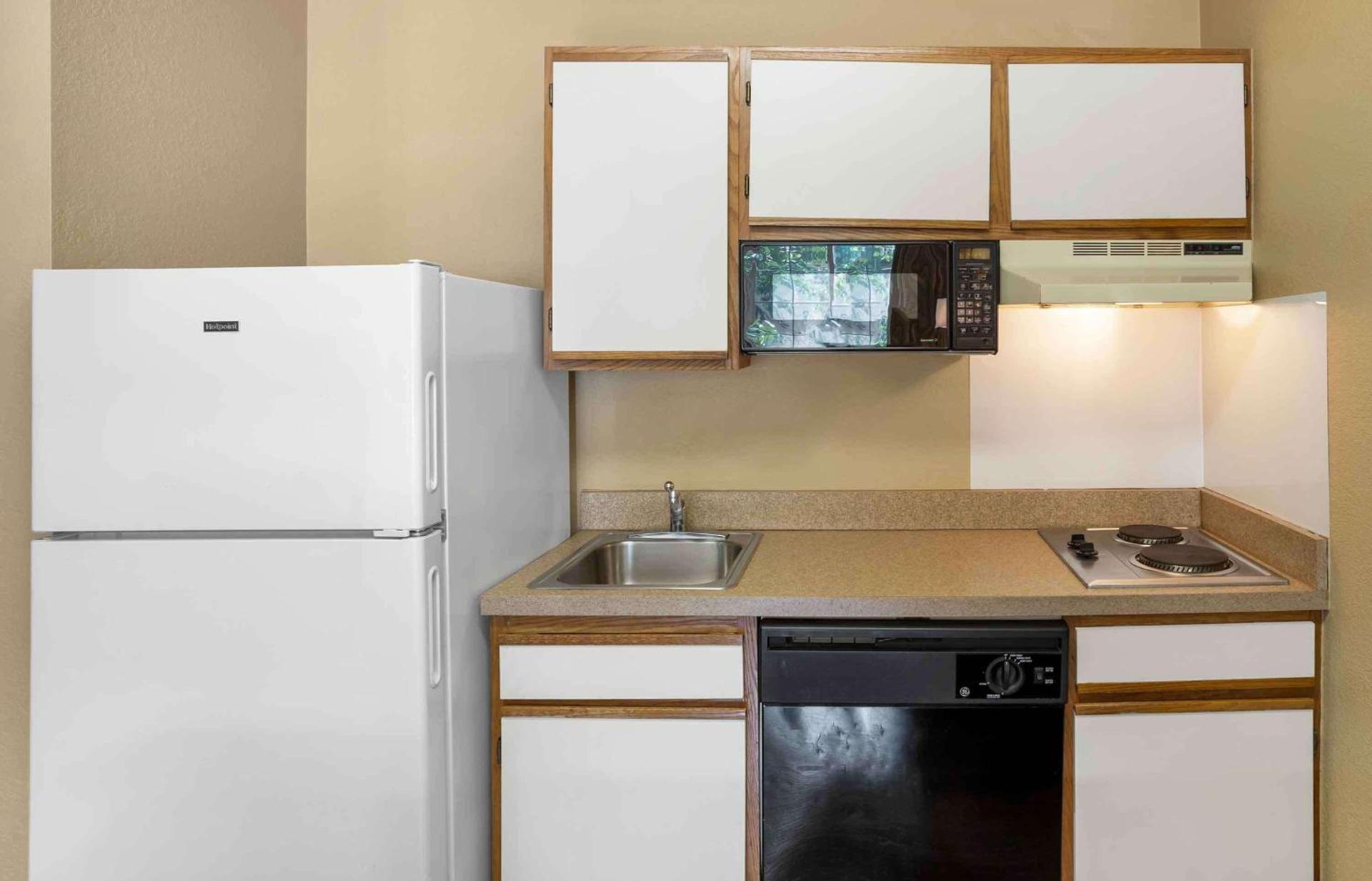 Studio 6 Extended Stay Fishkill Route 9 NY photo 31
