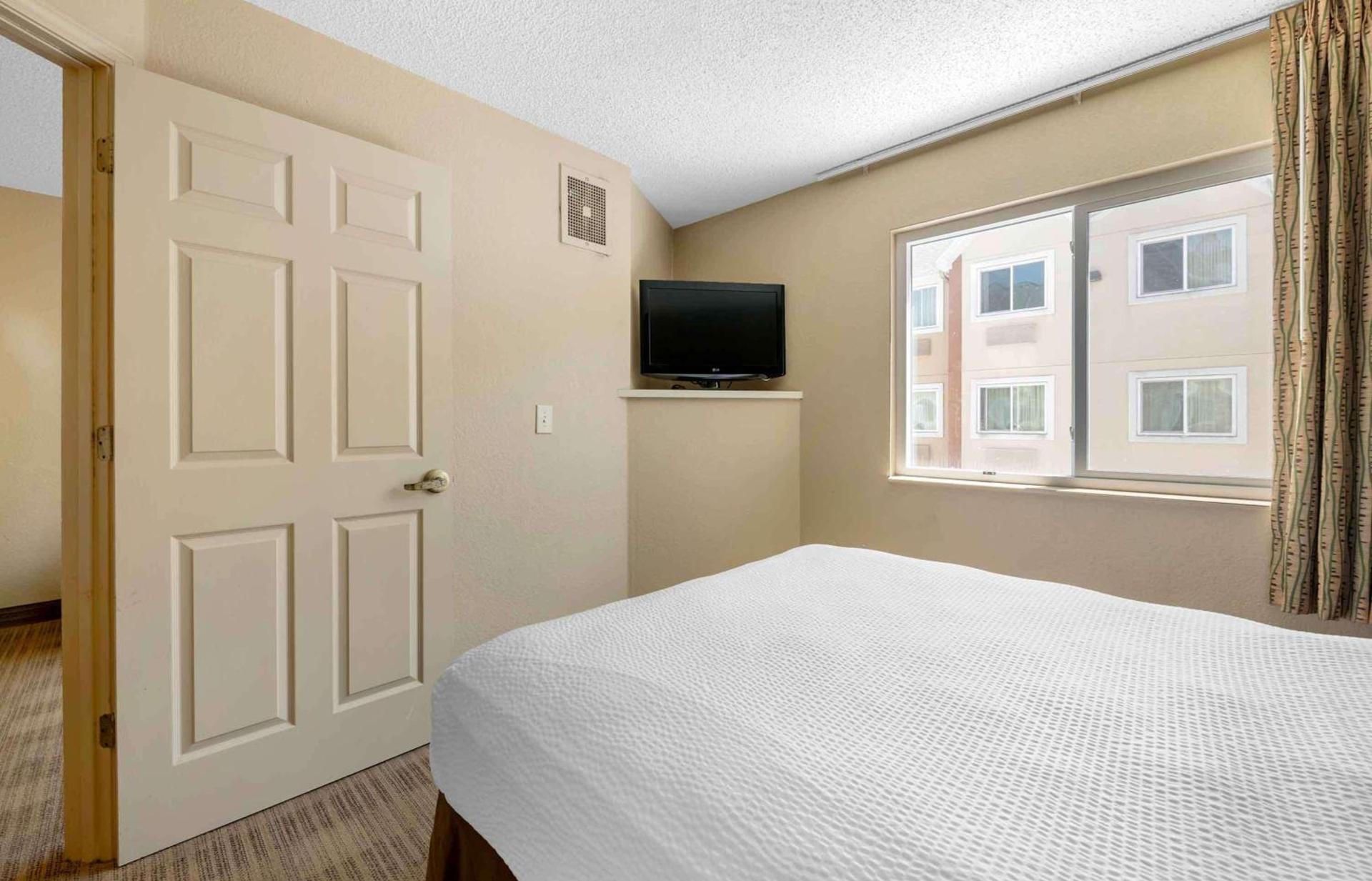 Studio 6 Extended Stay Fishkill Route 9 NY photo 33