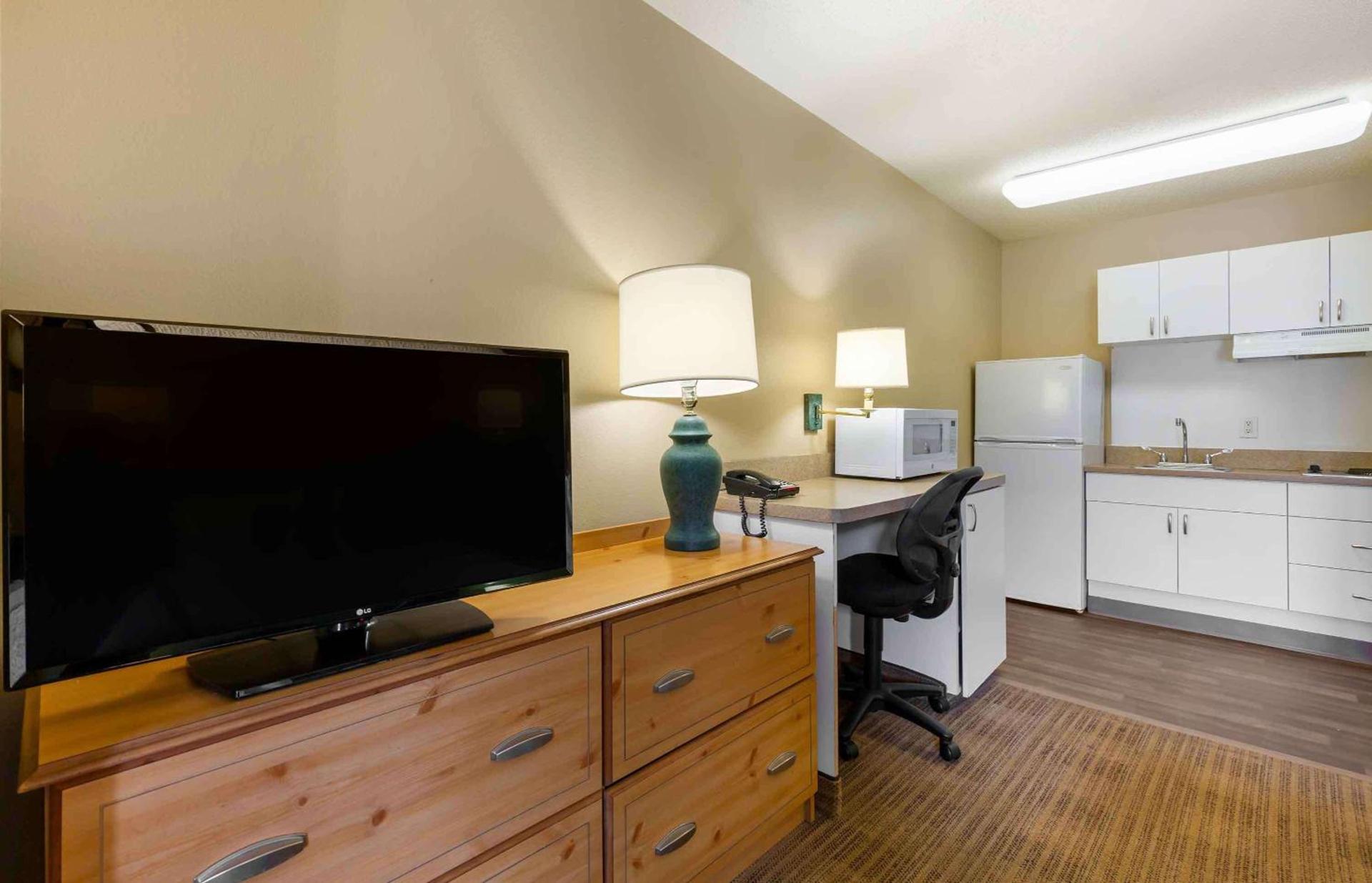 Extended Stay America Select Suites - Baltimore - BWI Airport - International Dr photo 12