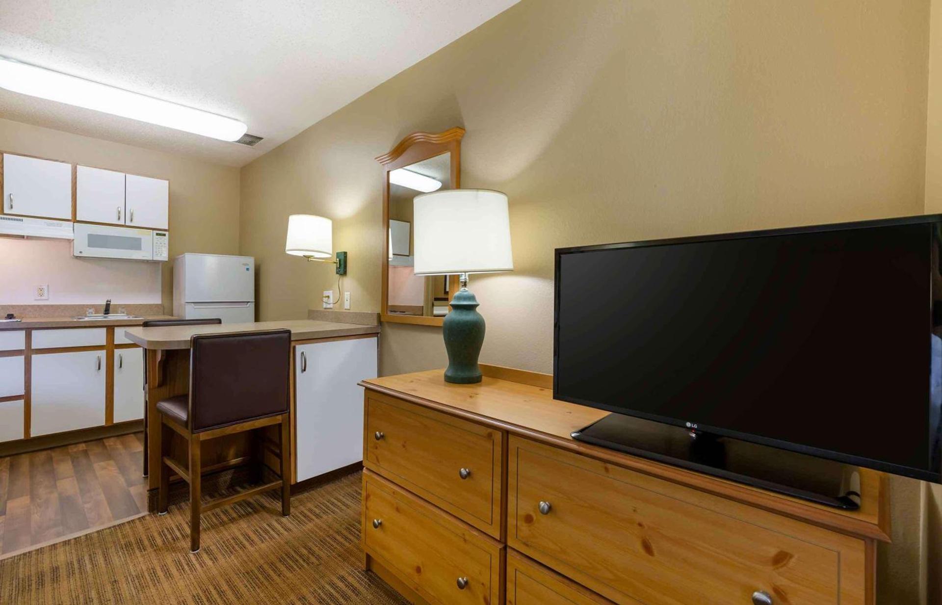 Extended Stay America Select Suites - Baltimore - BWI Airport - International Dr photo 15
